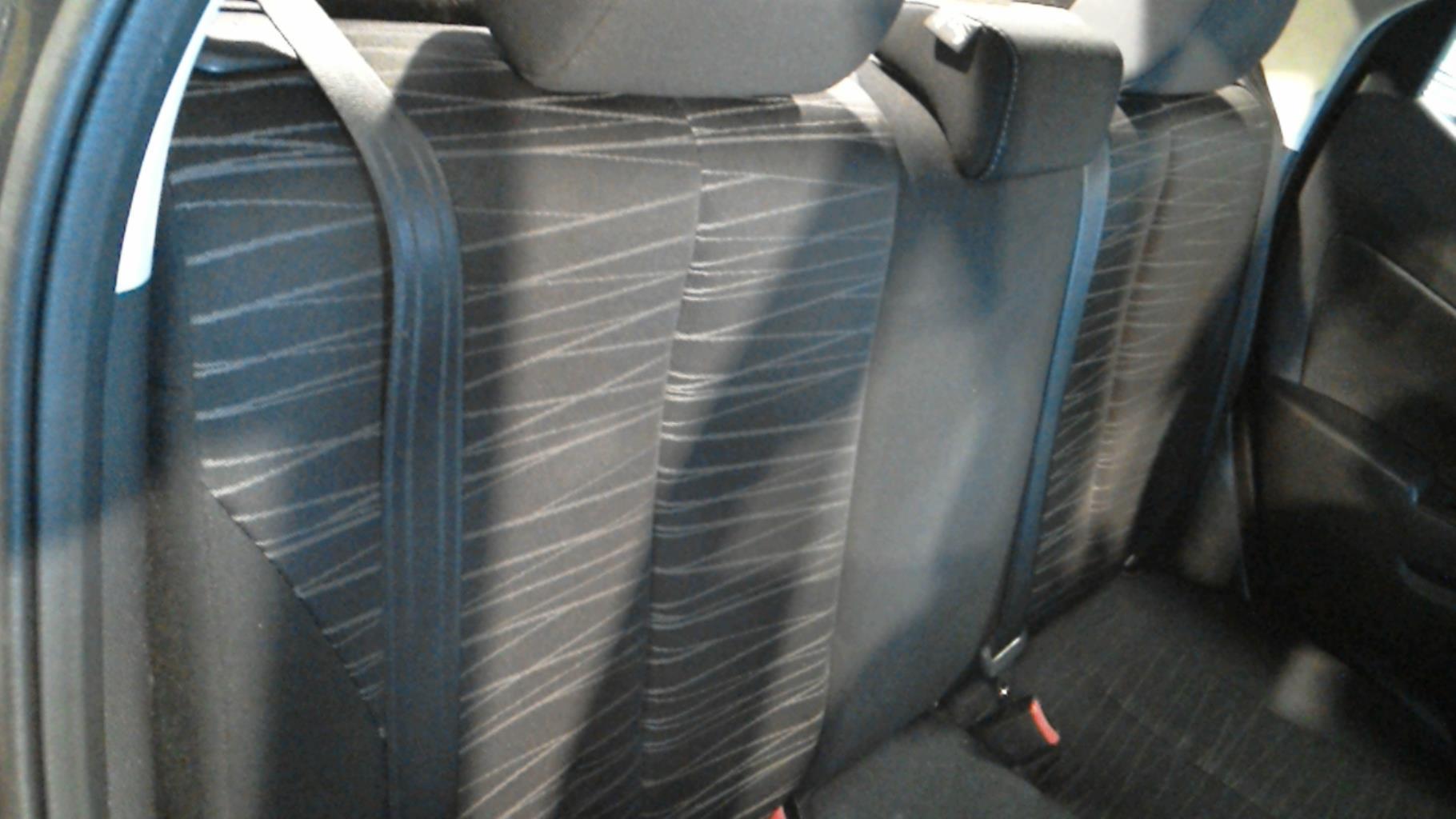 Banquette arriere MAZDA 2 2 PHASE 1 Diesel - 1