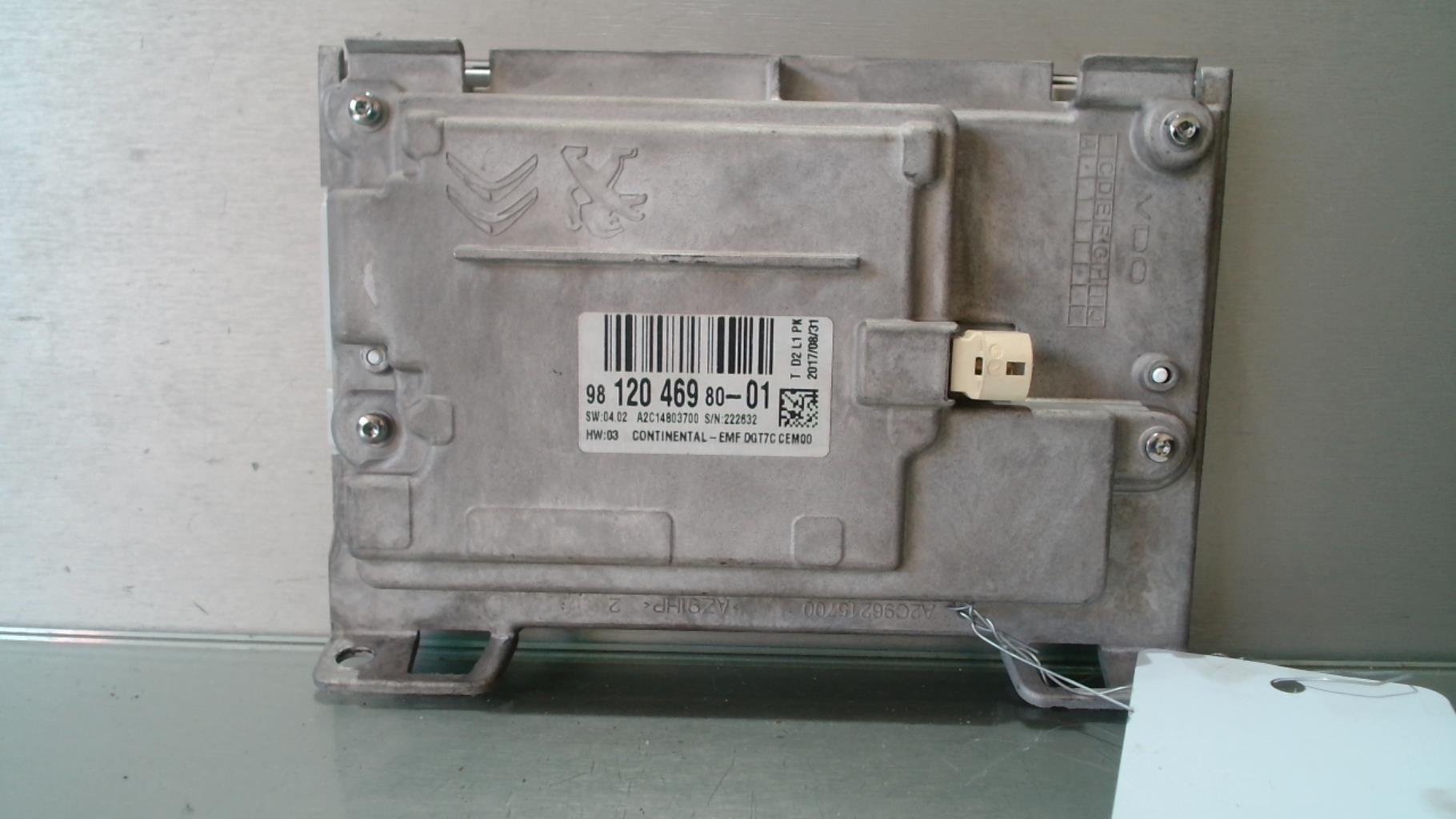 Ecran GPS PEUGEOT 2008 1 PHASE 2 Diesel - 1