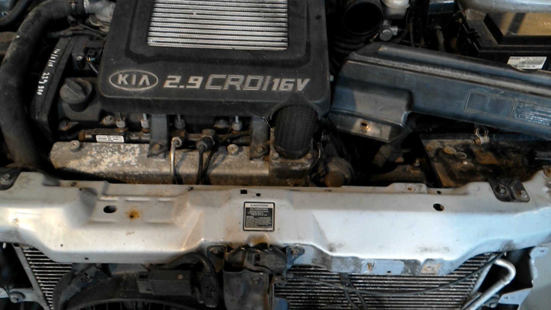 Traverse superieure KIA CARNIVAL 1 Diesel - 1