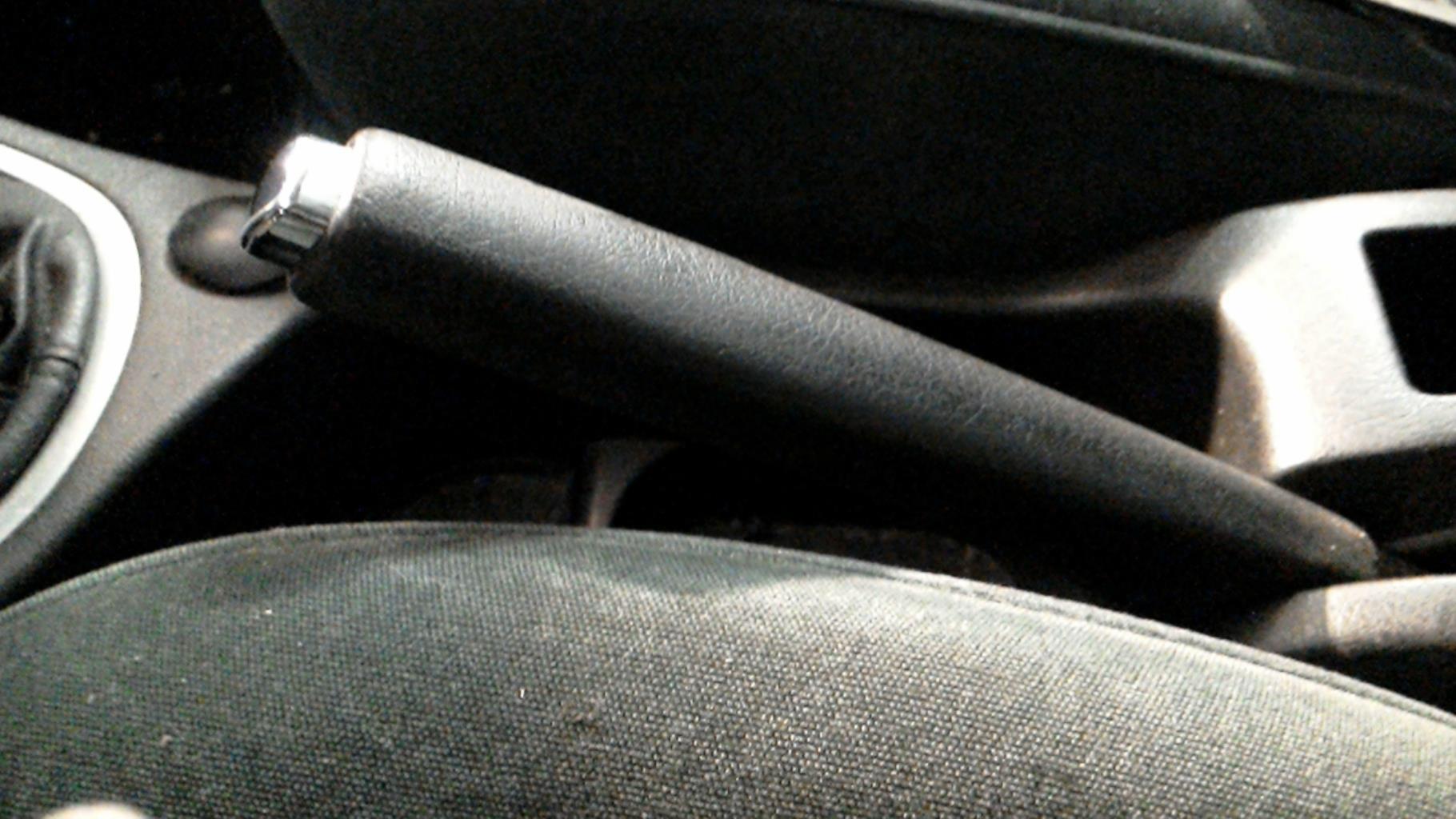 Levier frein à main PEUGEOT 307 PHASE 1 BREAK Diesel - 1