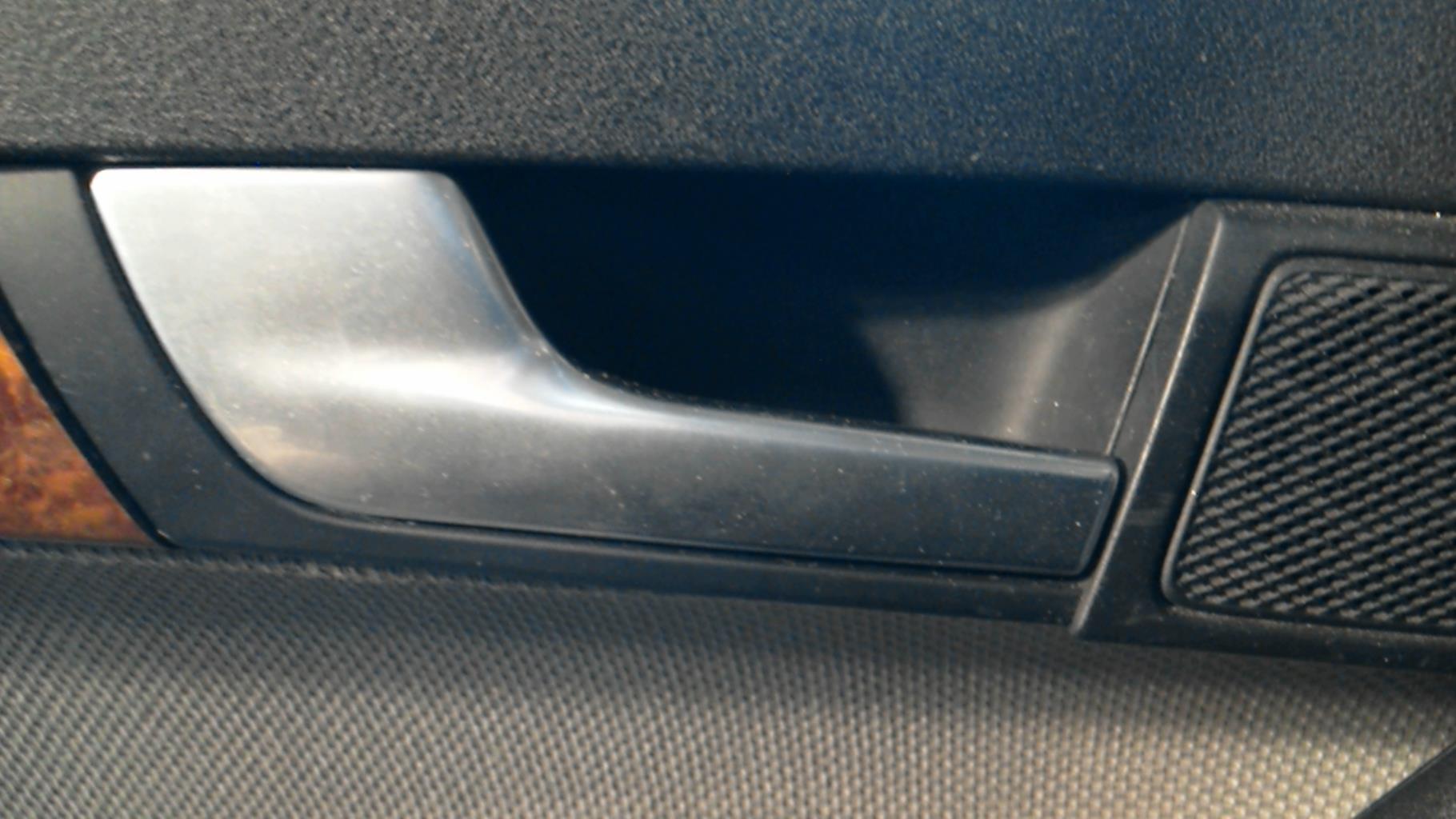 Poignee interieur arriere gauche AUDI A3 2 SPORTBACK PHASE 1 Diesel - 1