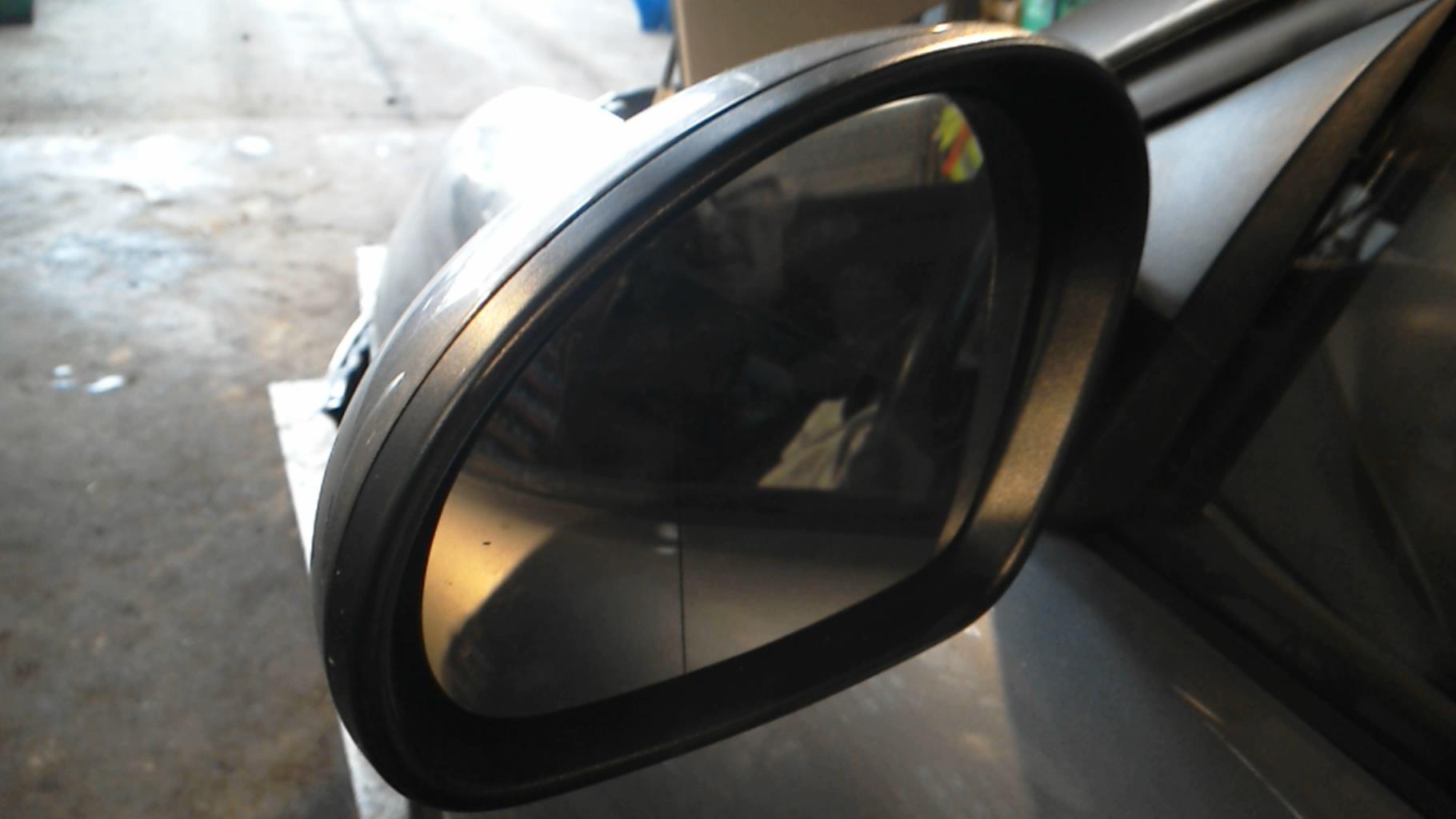 Specchietto retrovisore sinistro SEAT IBIZA 3 PHASE 1 Diésel - 1