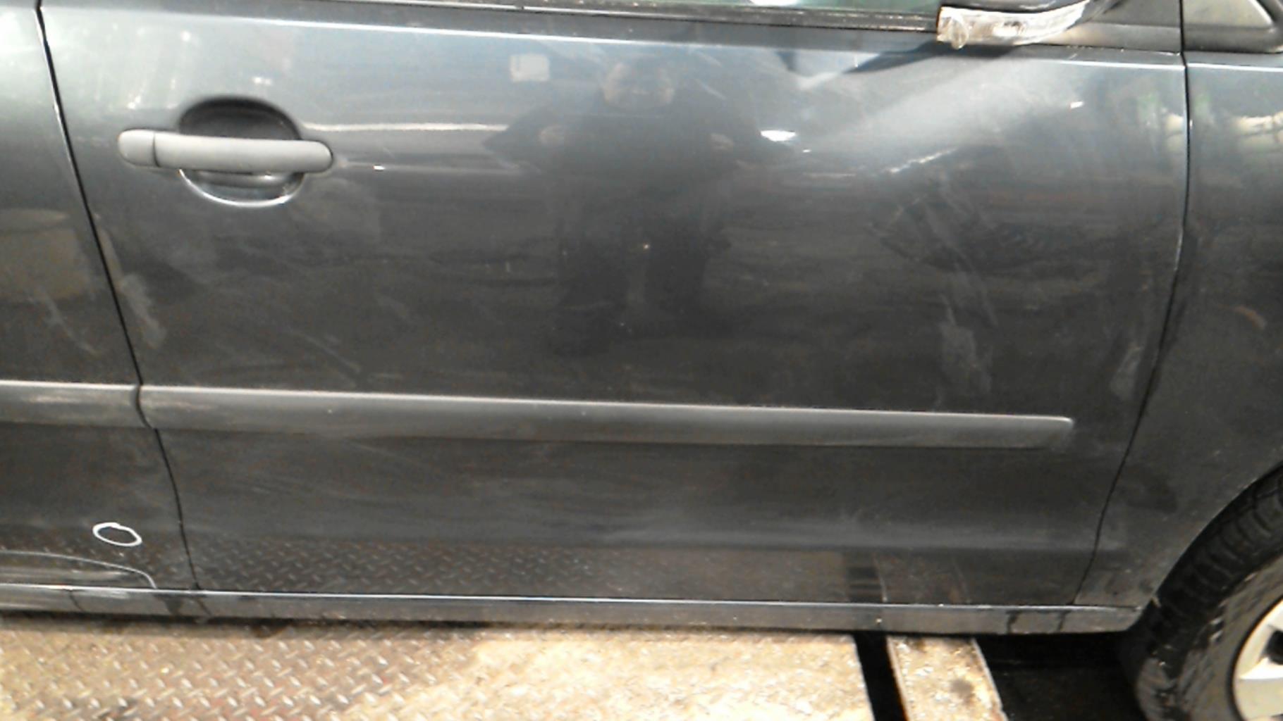 Portiera anteriore destra VOLKSWAGEN POLO 4 PHASE 2 Diésel - 1