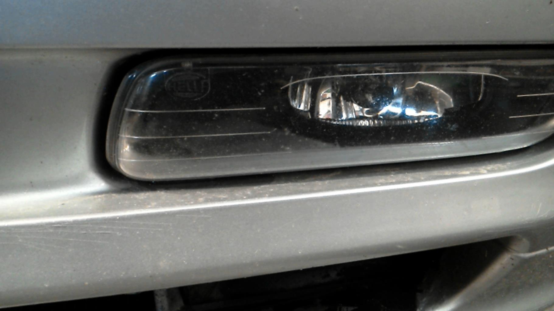 Fendinebbia sinistro (luce) BMW SERIE 3 E46 PHASE 1 Diésel - 1