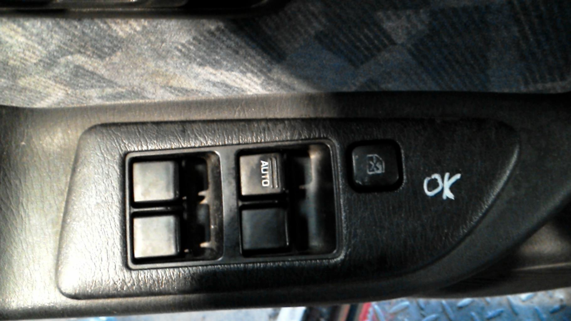 Interruttore lavacristalli anteriore sinistro NISSAN ALMERA 1 PHASE 2 Diésel - 1