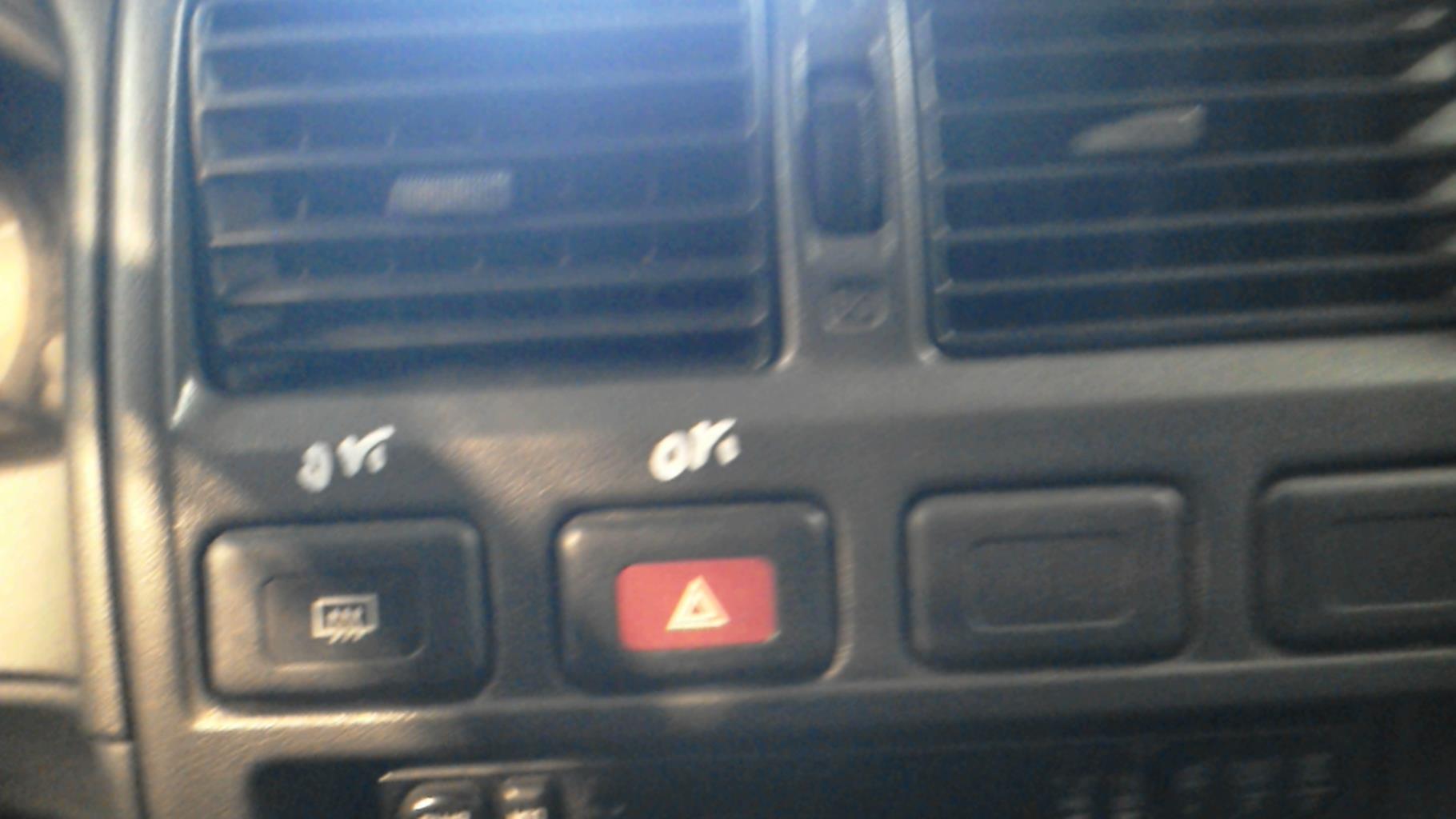Interruttore luci emergenza NISSAN ALMERA 1 PHASE 2 Diésel - 1