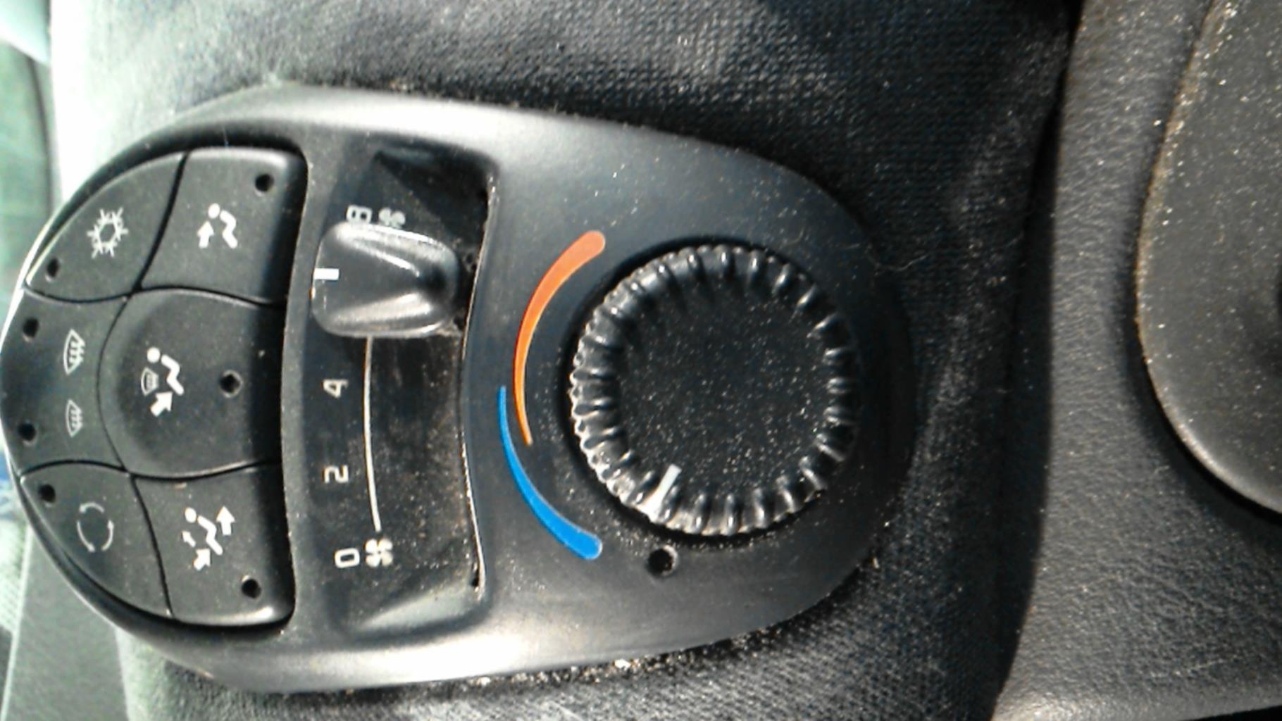 Commande chauffage RENAULT ESPACE 3 Essence - 1