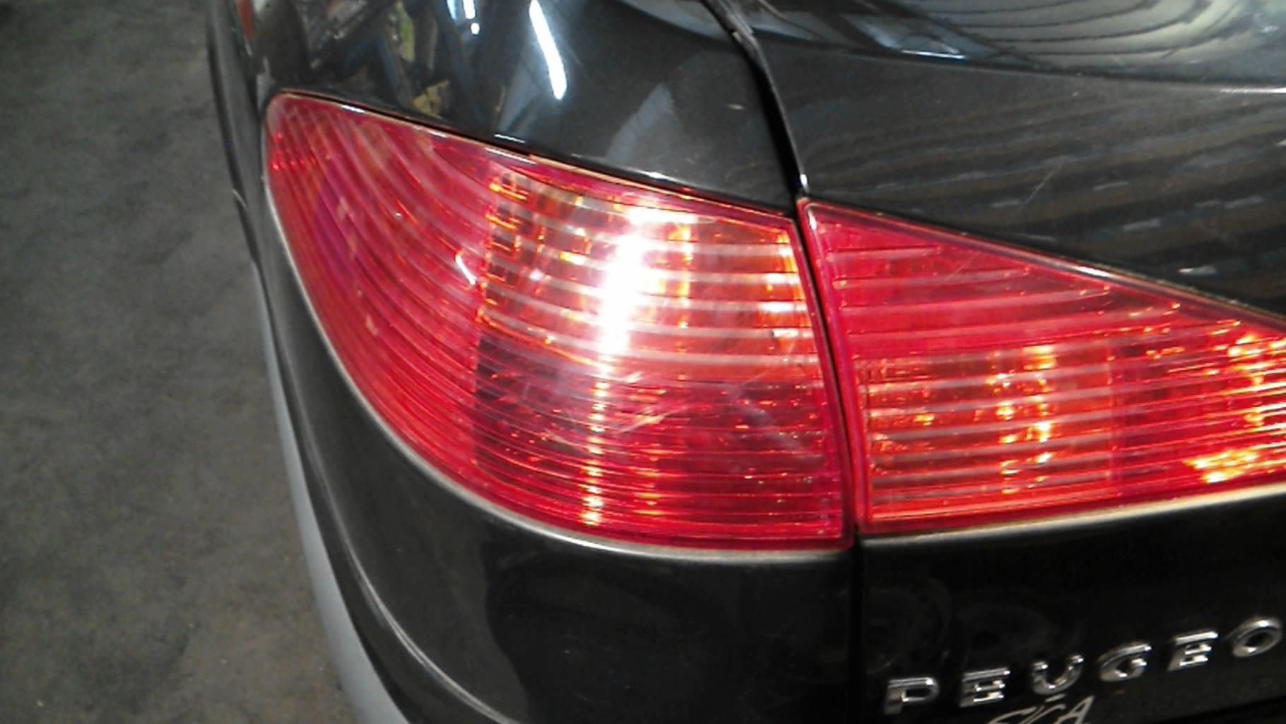 Fanale posteriore principale sinistro (luci) PEUGEOT 607 PHASE 1 Diésel - 1