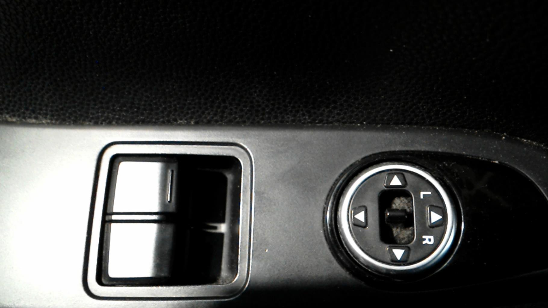 Interruttore lavacristalli anteriore sinistro HYUNDAI I 20 2 PHASE 1 Gasolina - 1