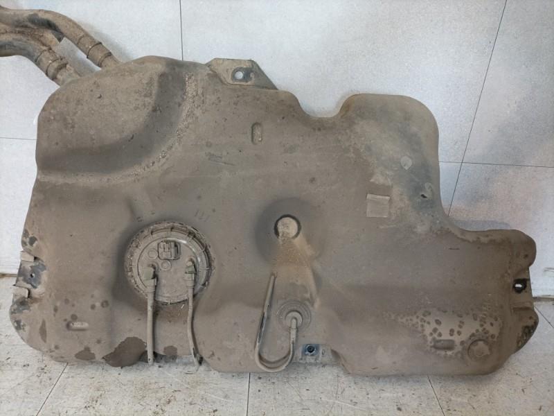 Reservoir essence DACIA DUSTER 1 PHASE 1 Diesel - 1