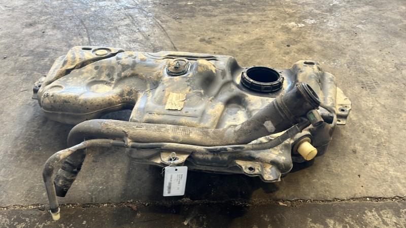 Reservoir essence RENAULT CLIO 3 PHASE 1 Diesel - 1