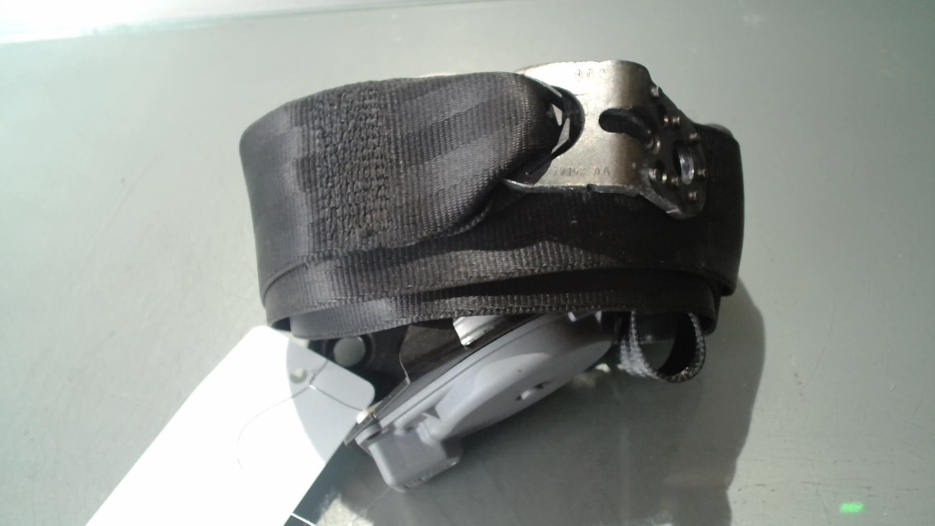 Cintura di sicurezza posteriore destra AUDI A1 1 PHASE 1 Diésel - 1