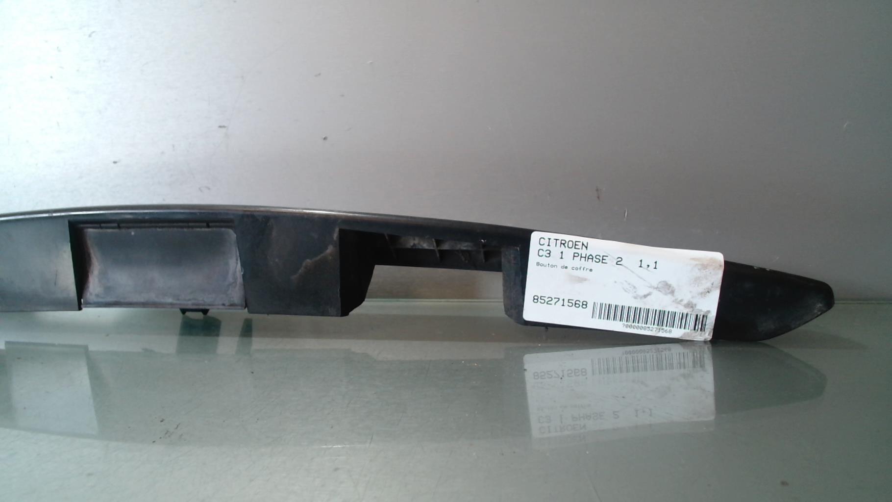 Bouton de coffre CITROEN C3 1 PHASE 2 Essence - 1