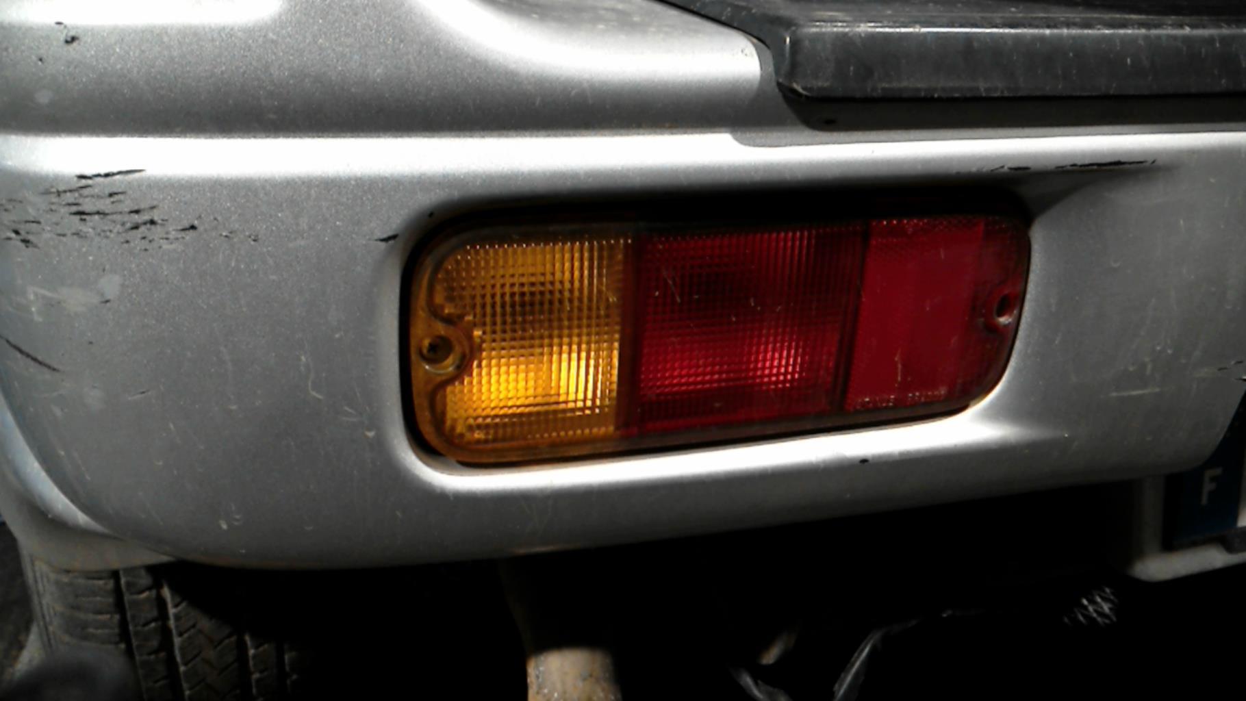 Luce paraurti posteriore sinistra SUZUKI GRAND VITARA 1 Diésel - 1