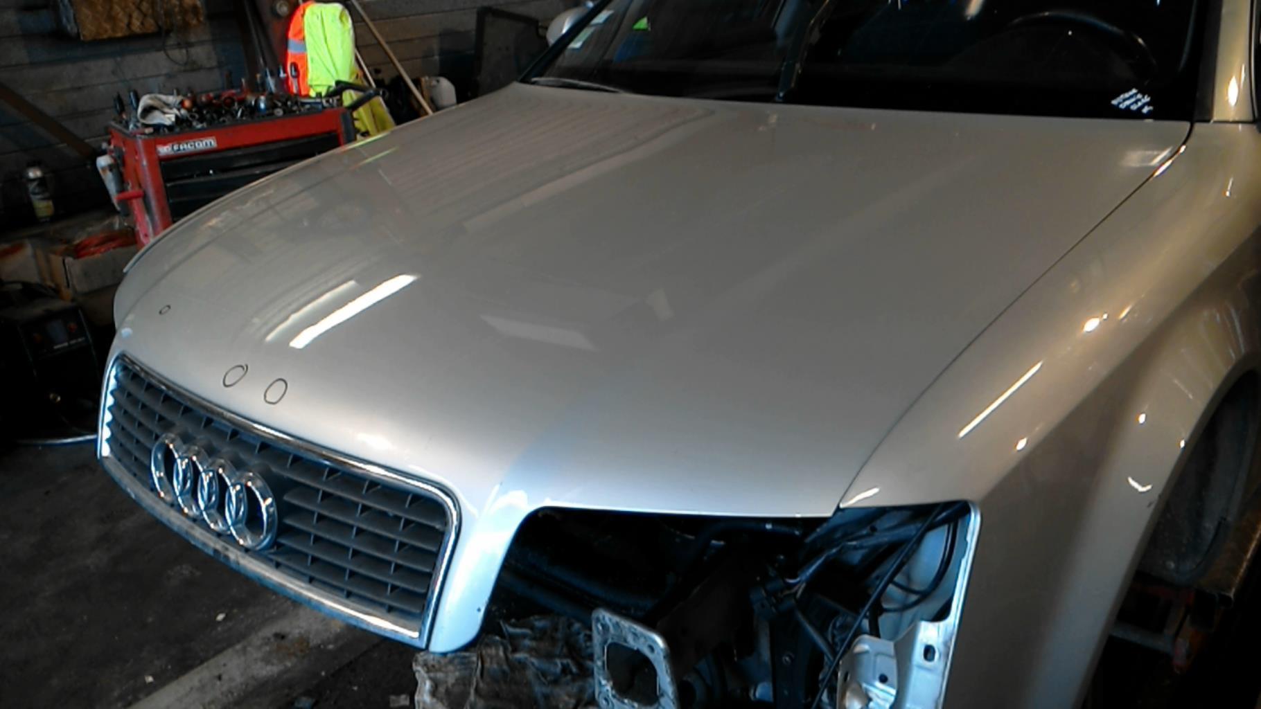 Capot AUDI A4 2 PHASE 1 Diesel - 1