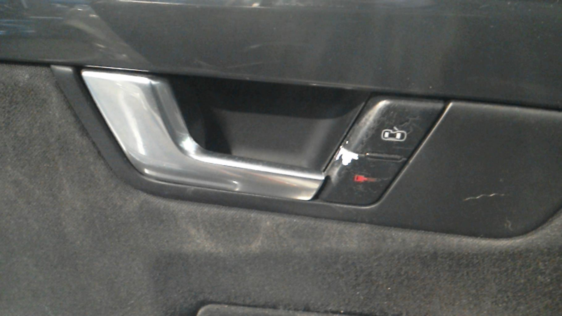 Maniglia interna anteriore sinistra AUDI A4 2 PHASE 1 Diésel - 1