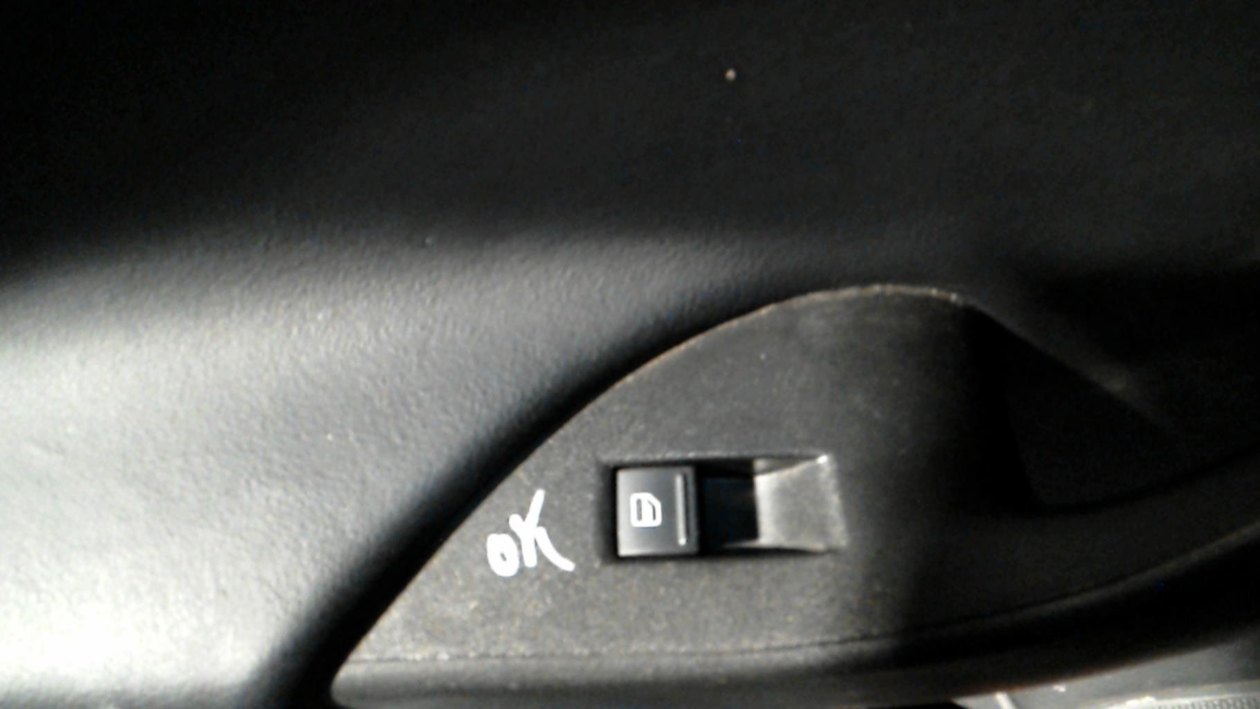Interruttore lavacristalli posteriore sinistro SEAT ALTEA XL PHASE 1 Diésel - 1