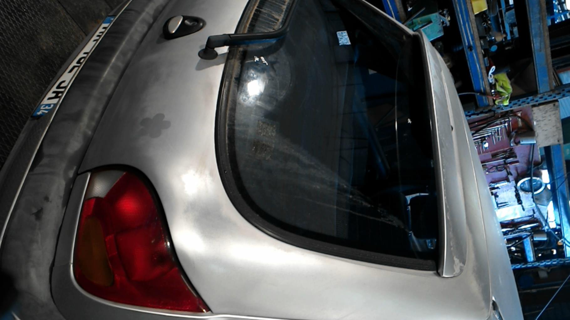 Portabagagli/Portellone posteriore FORD FIESTA 4 PHASE 2 Gasolina - 1