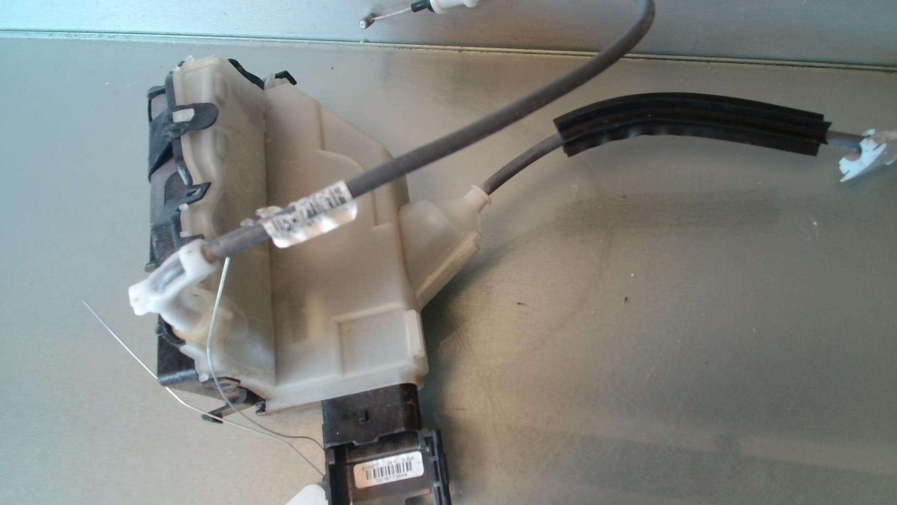 Chiusura centralizzata posteriore destra PEUGEOT 208 2 Gasolina - 1