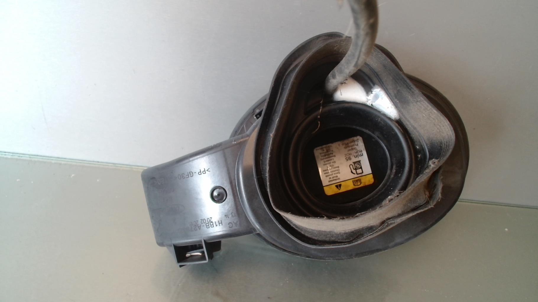 Trappe d'essence FORD FIESTA 7 PHASE 1 Essence - 1