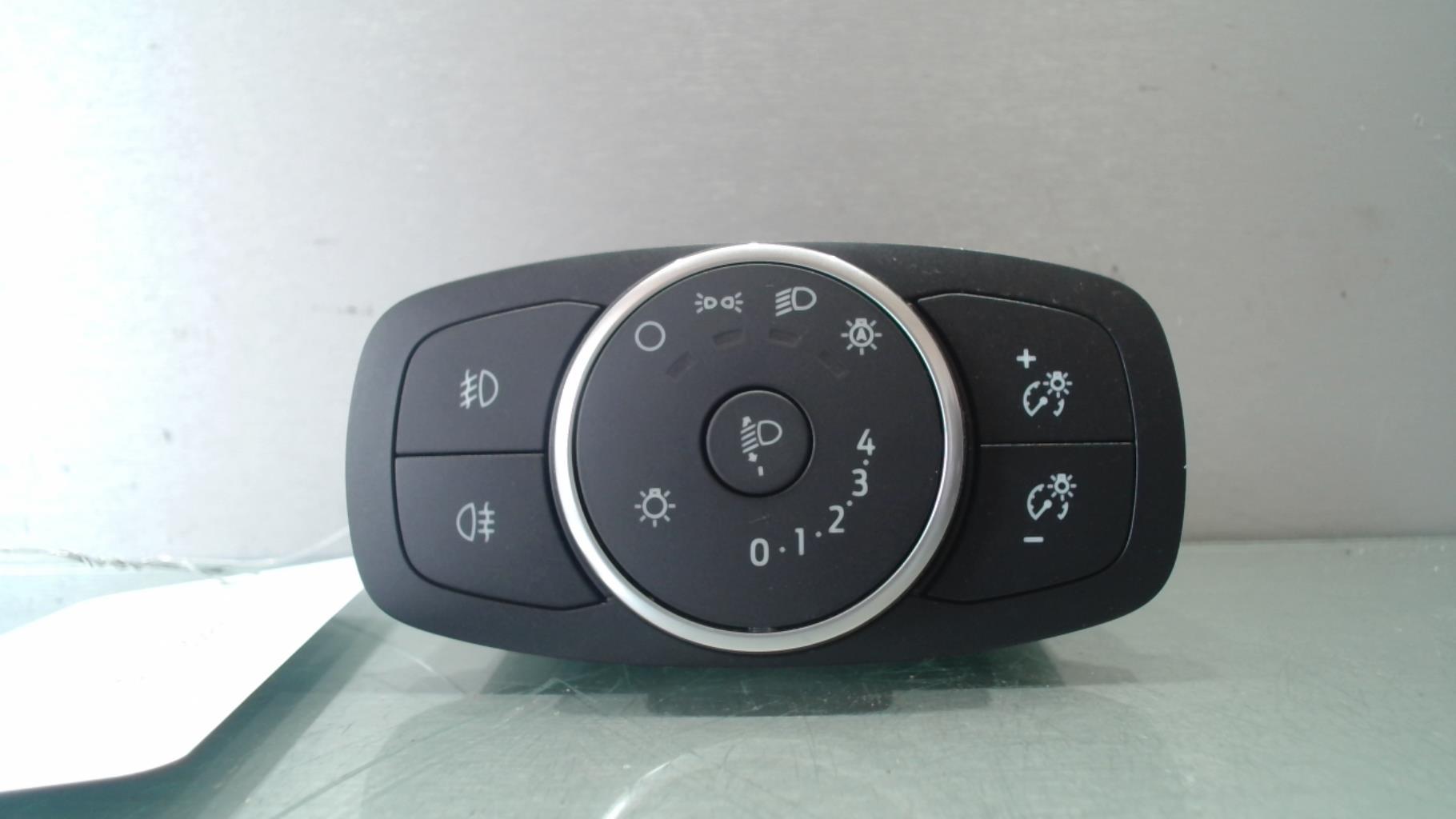 Commande de phare FORD FIESTA 7 PHASE 1 Essence - 1