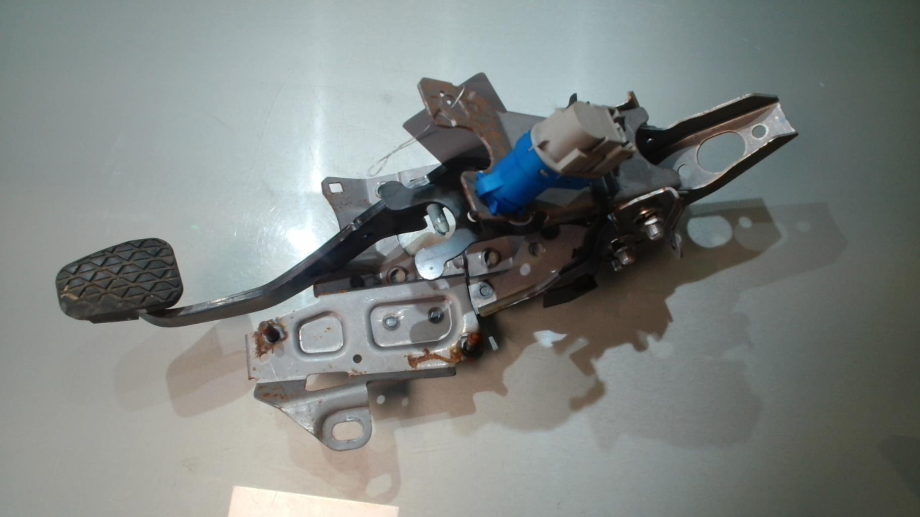 Pedale del freno FORD FIESTA 7 PHASE 1 Gasolina - 1