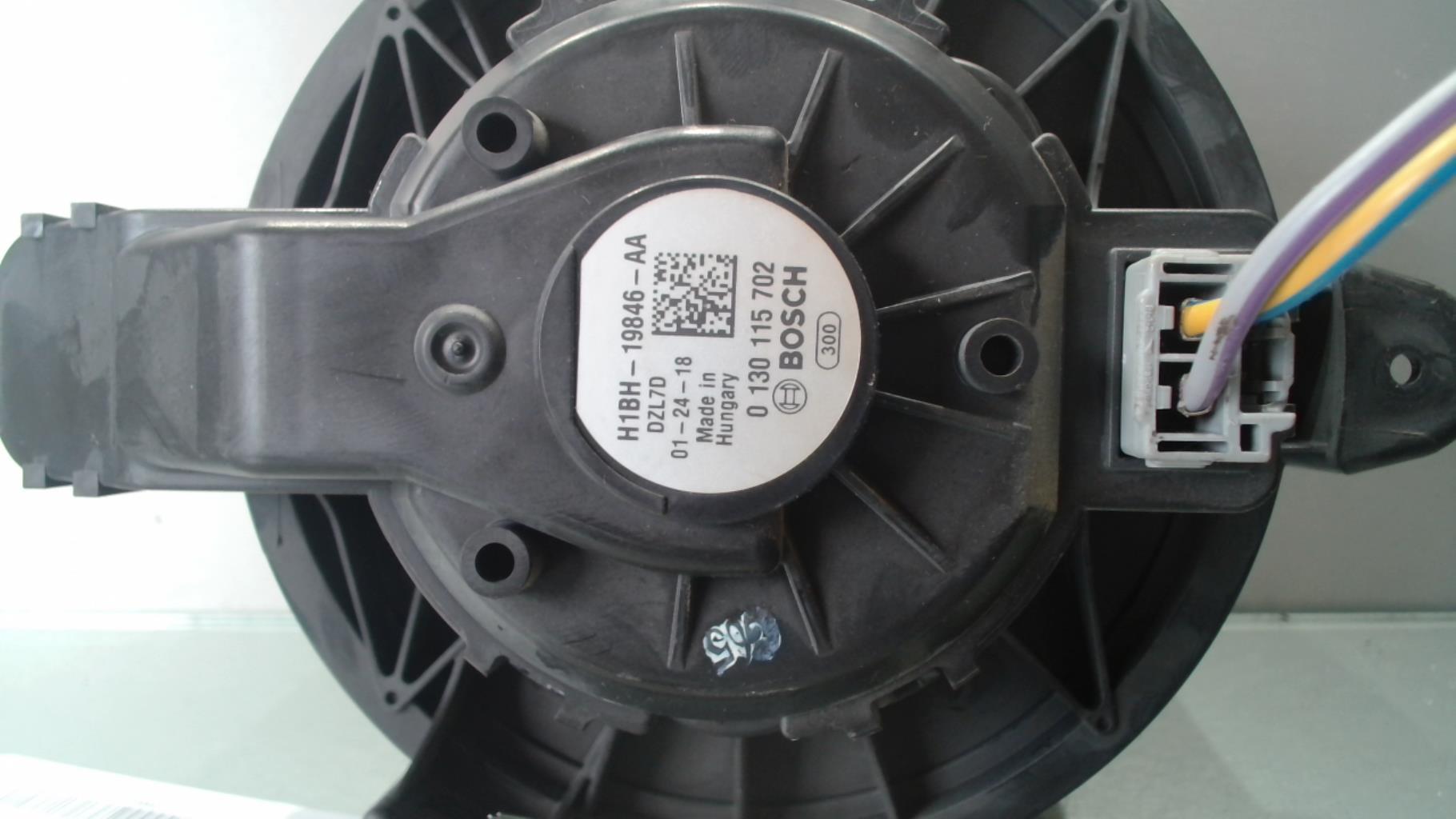 Pulseur d'air FORD FIESTA 7 PHASE 1 Essence - 1