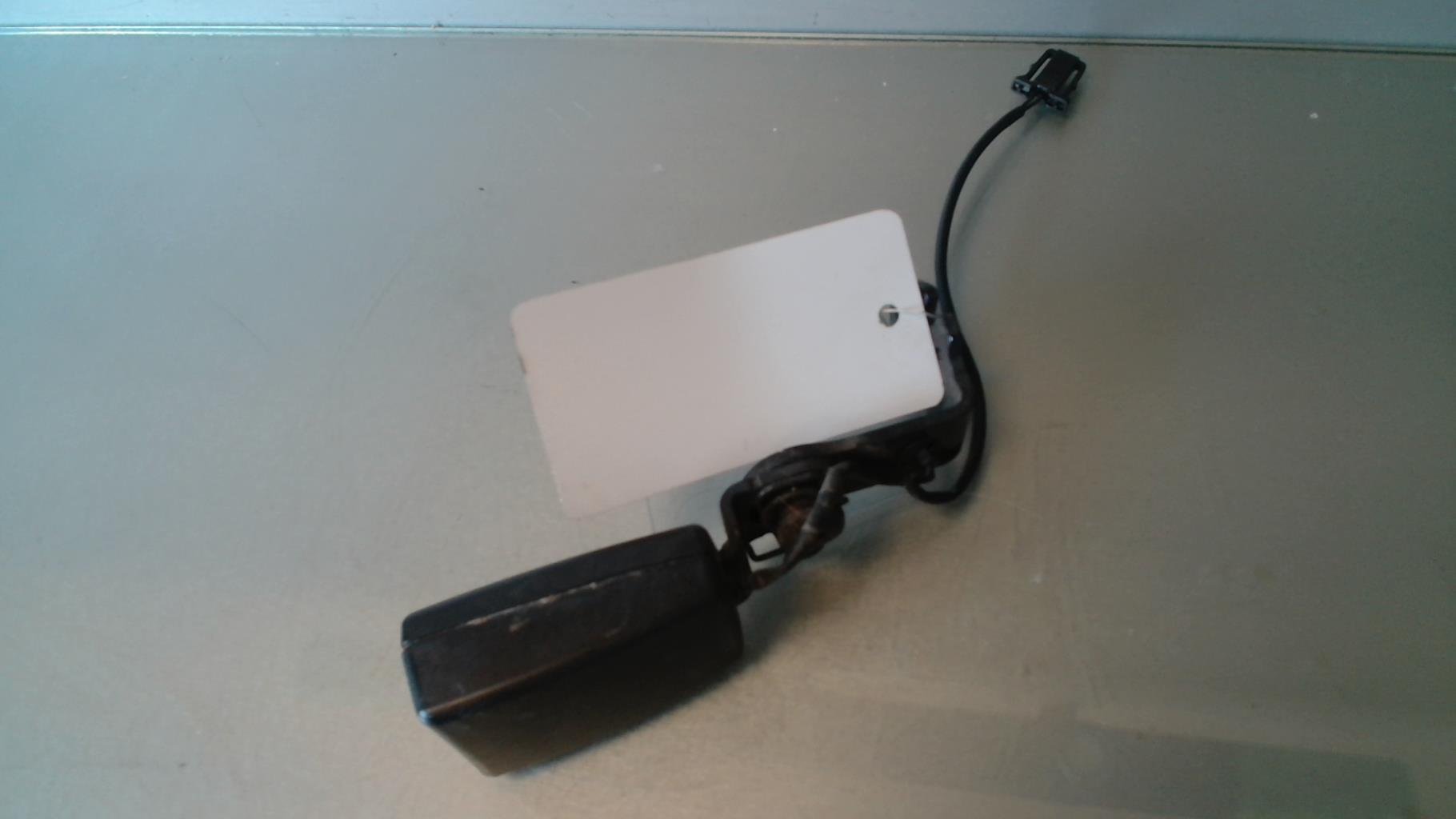 Aggancio cintura sicurezza posteriore destro AUDI A1 1 PHASE 1 Gasolina - 1