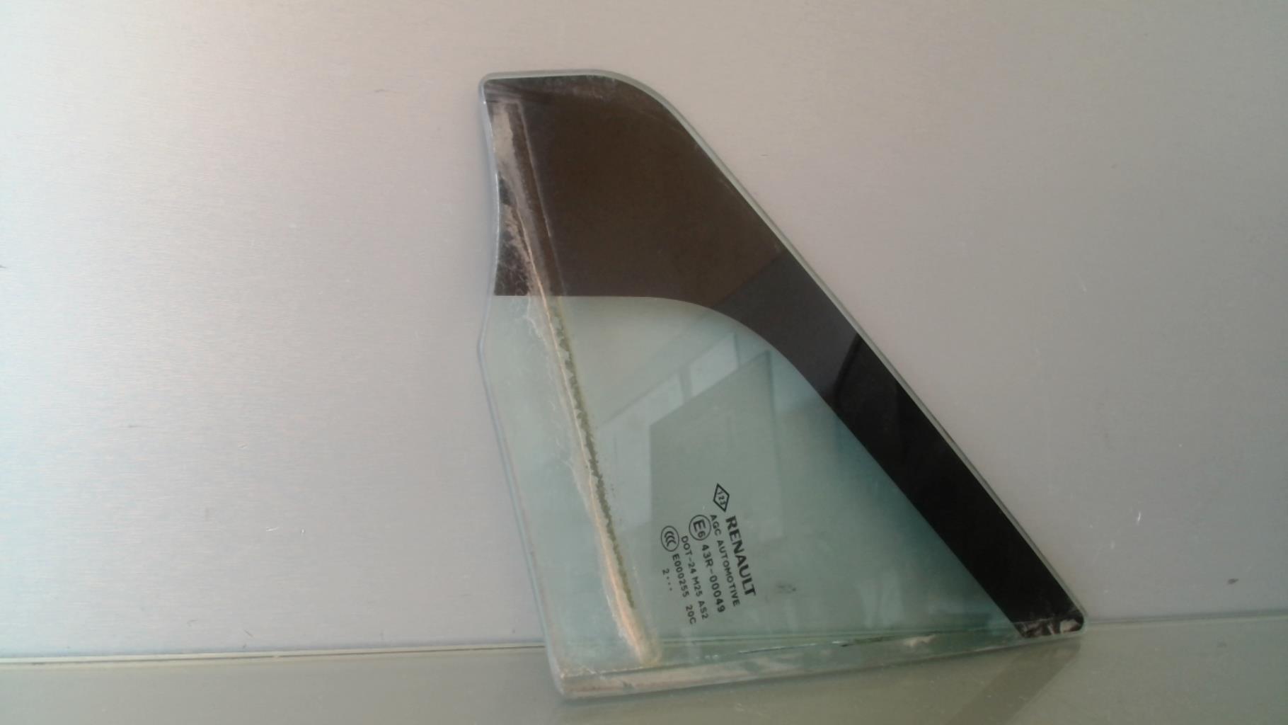 Ventanilla triangular delantera izquierda (puerta) RENAULT SCENIC 3 PHASE 2 Diésel - 1