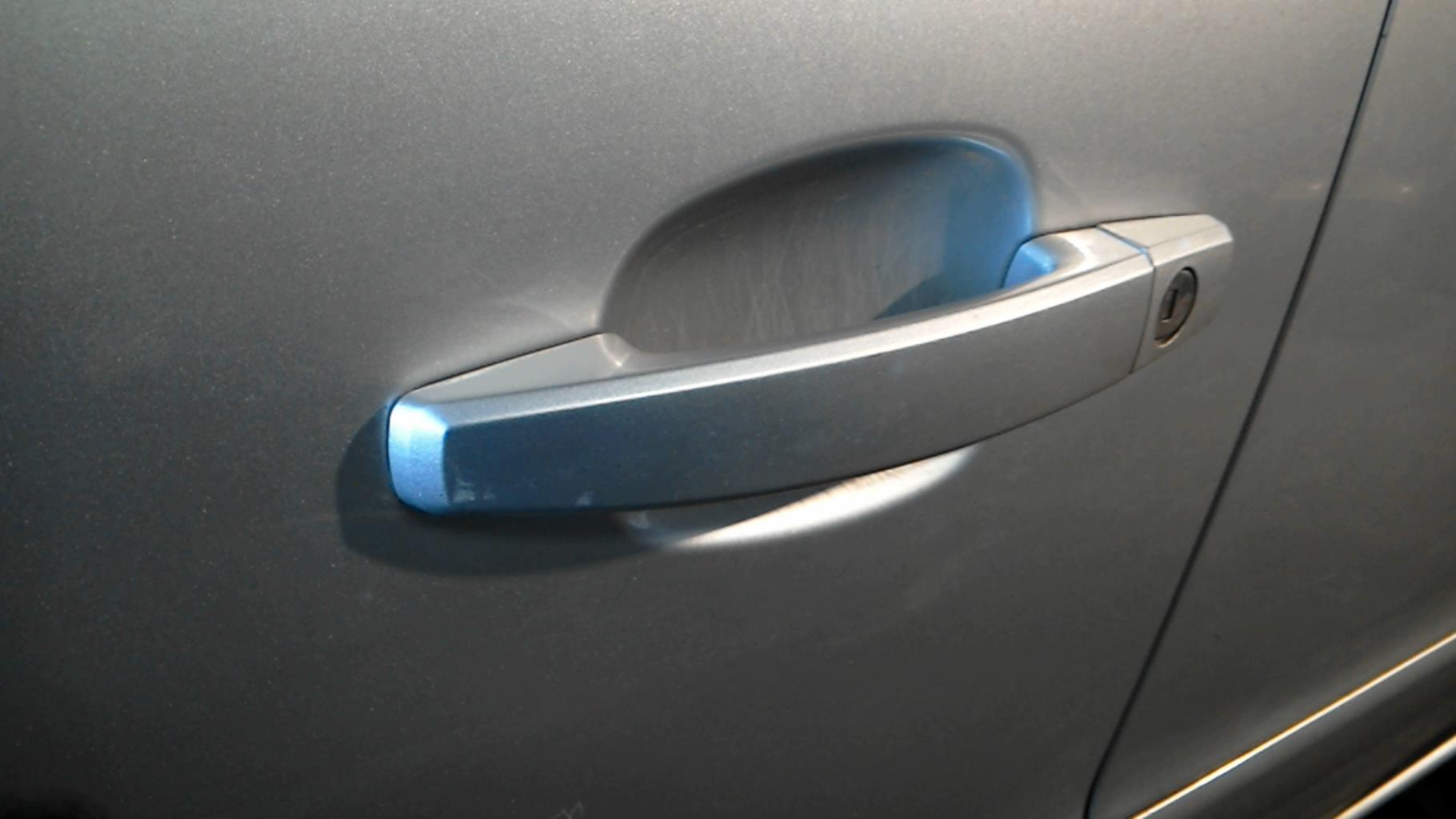 Maniglia portiera anteriore sinistra OPEL ZAFIRA B PHASE 1 Diésel - 1