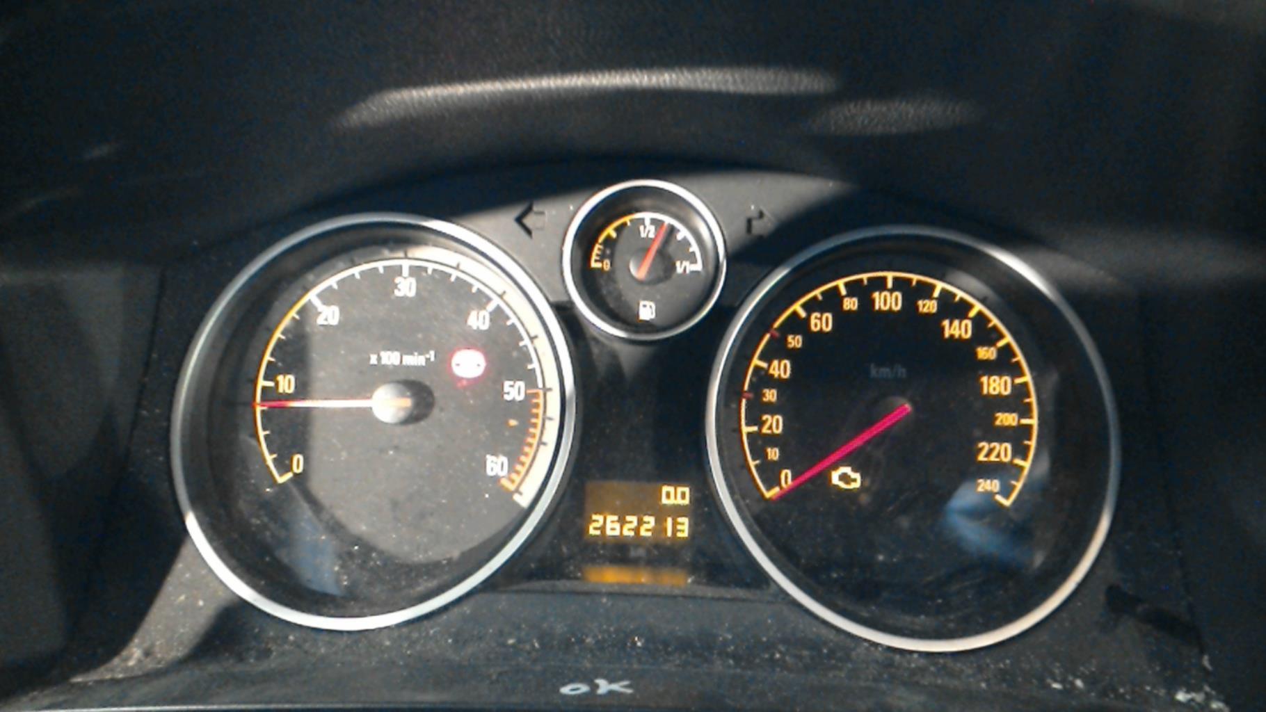 Compteur OPEL ZAFIRA B PHASE 1 Diesel - 1