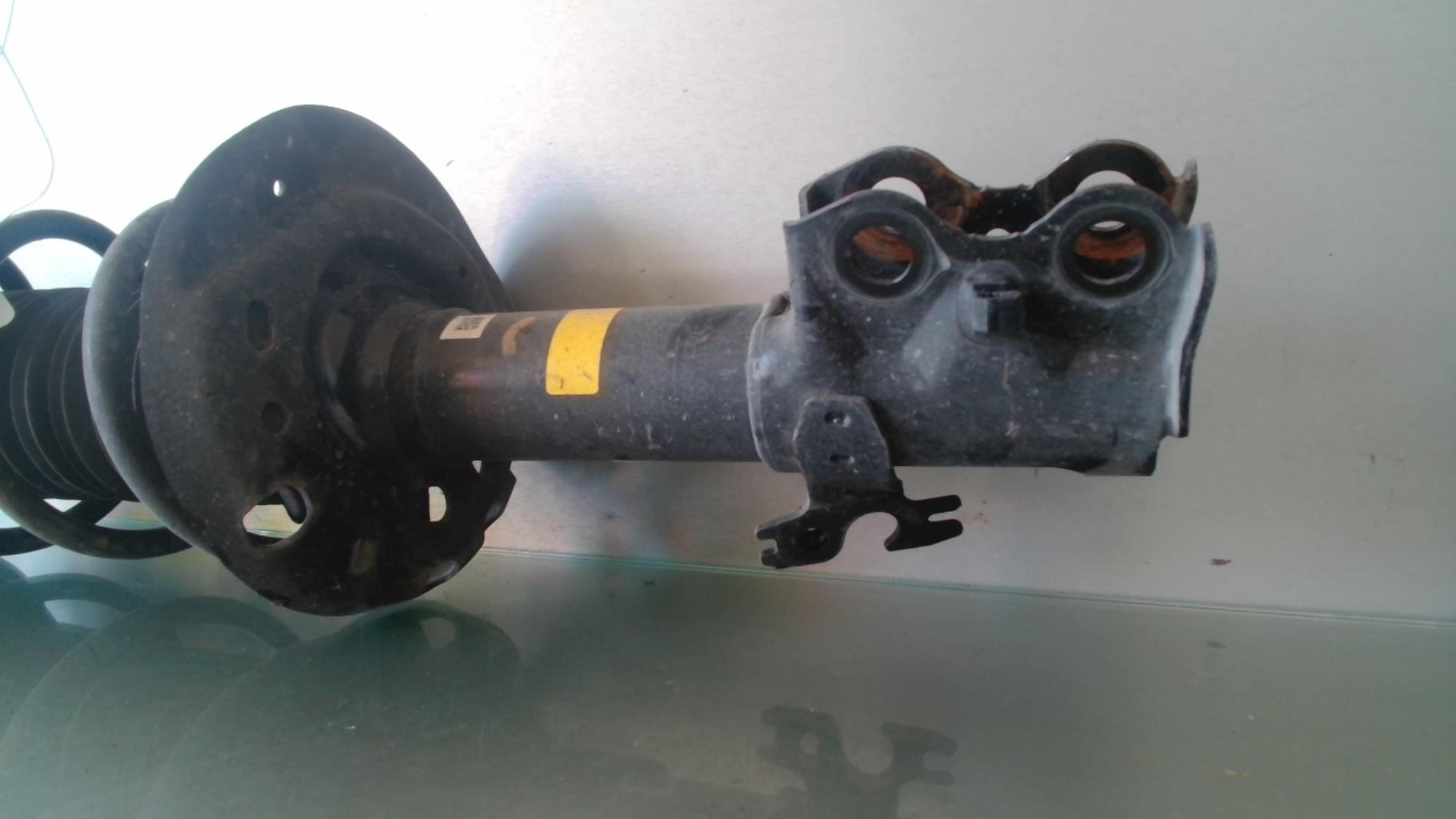 Ammortizzatore anteriore destro TOYOTA YARIS 4 Gasolina/Híbrido - 1