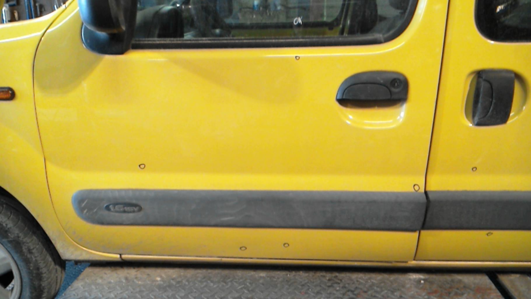 Portiera anteriore sinistra RENAULT KANGOO 1 PHASE 1 Gasolina - 1