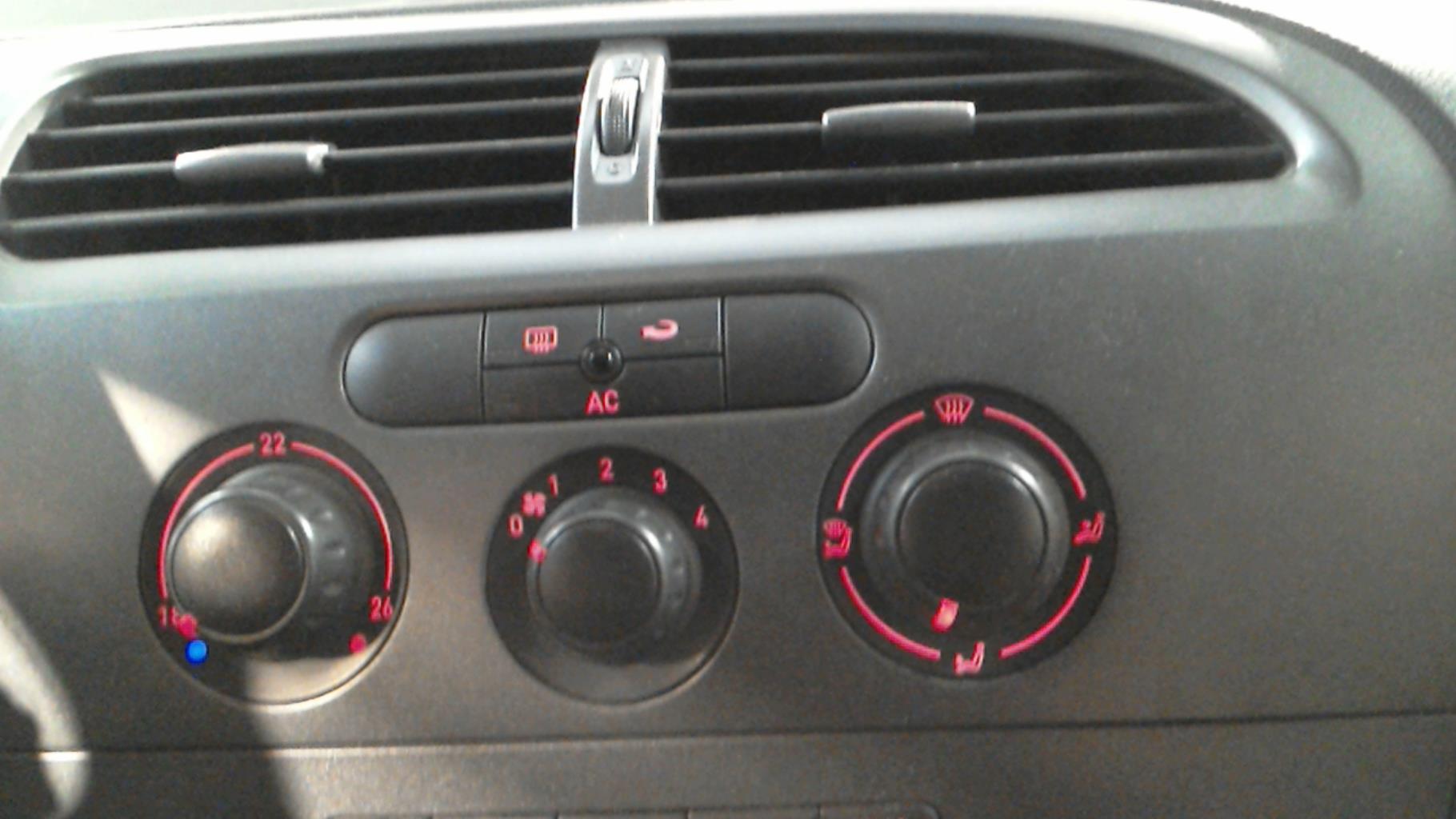 Commande chauffage SEAT LEON 2 PHASE 1 Diesel - 1