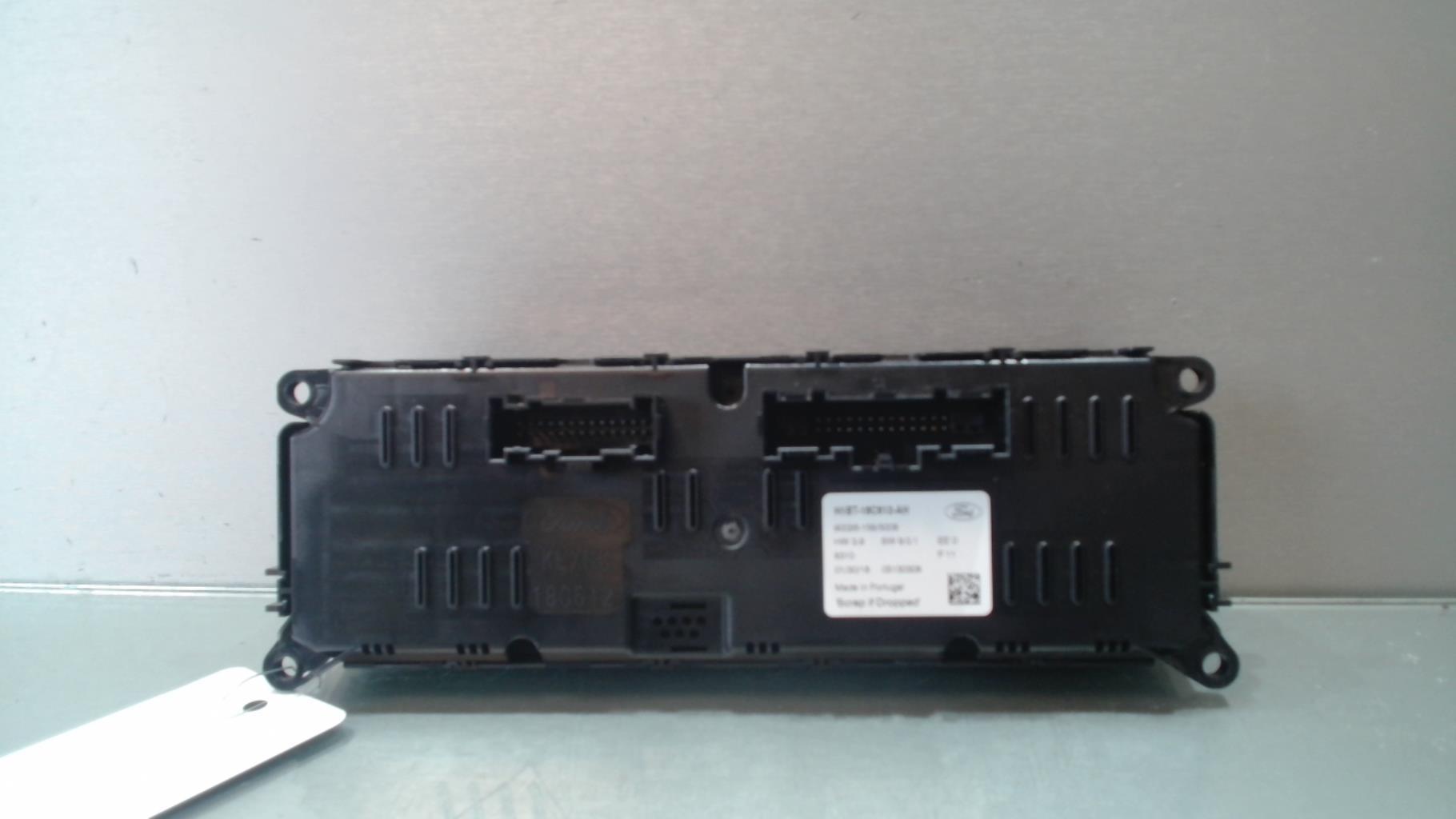 Commande chauffage FORD FIESTA 7 PHASE 1 Essence - 1