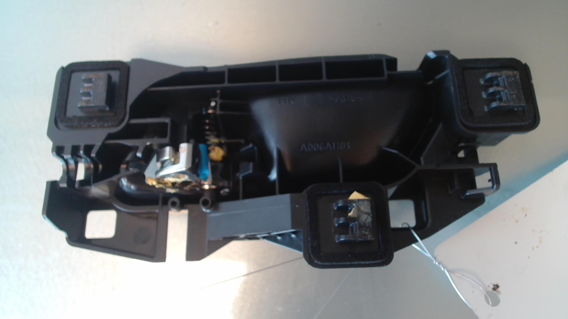 Maniglia interna posteriore destra PEUGEOT 208 2 Gasolina - 1