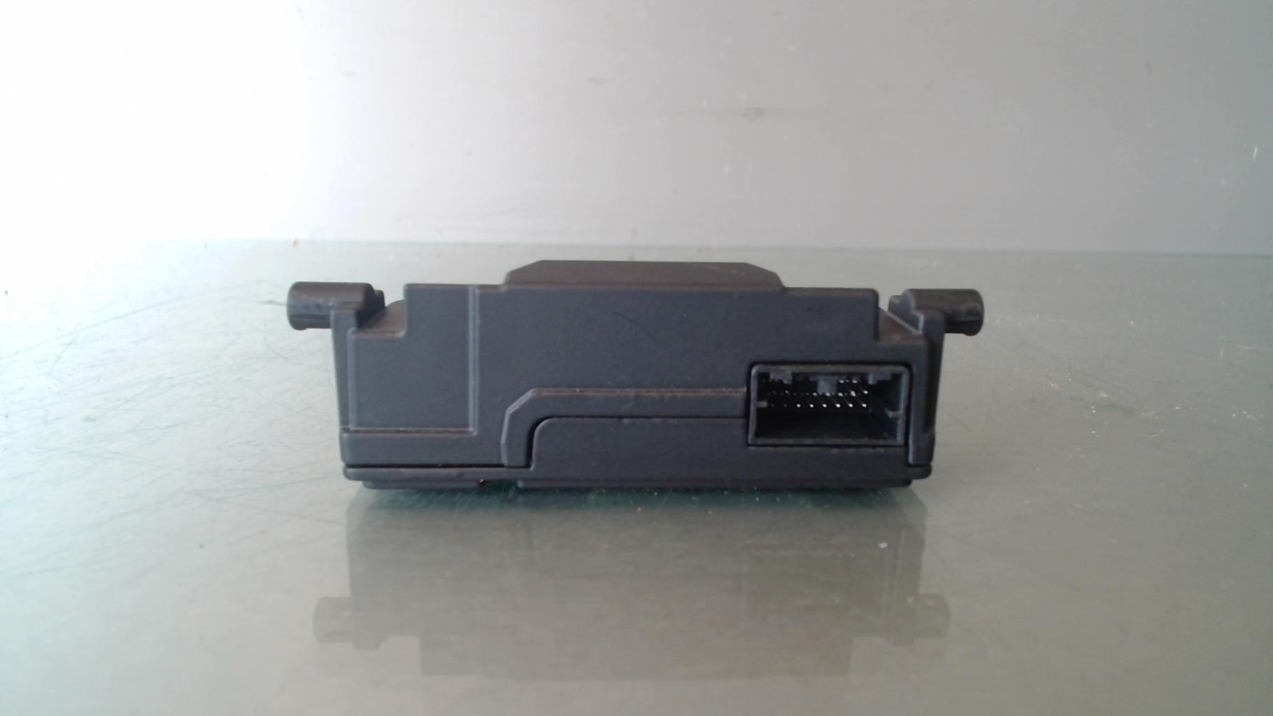 Camera FORD FIESTA 7 PHASE 1 Essence - 1