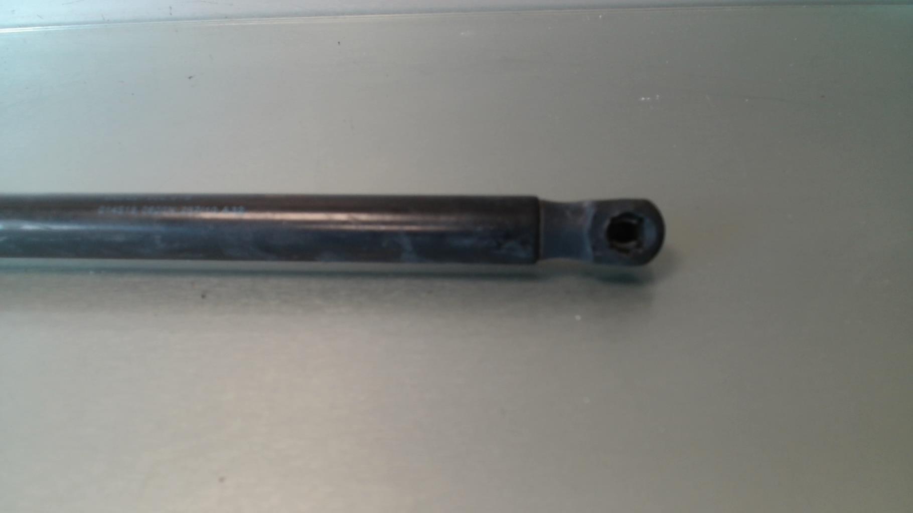 Verin de coffre AUDI A1 1 PHASE 1 Essence - 1