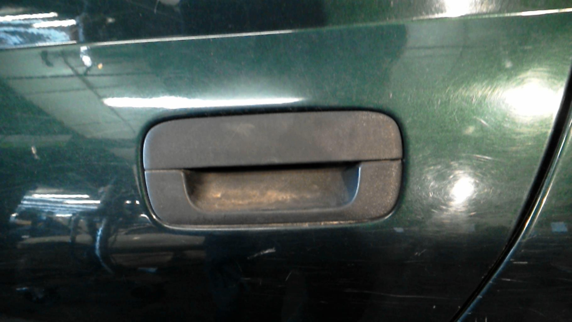 Maniglia portiera posteriore sinistra PEUGEOT 406 PHASE 2 Gasolina - 1