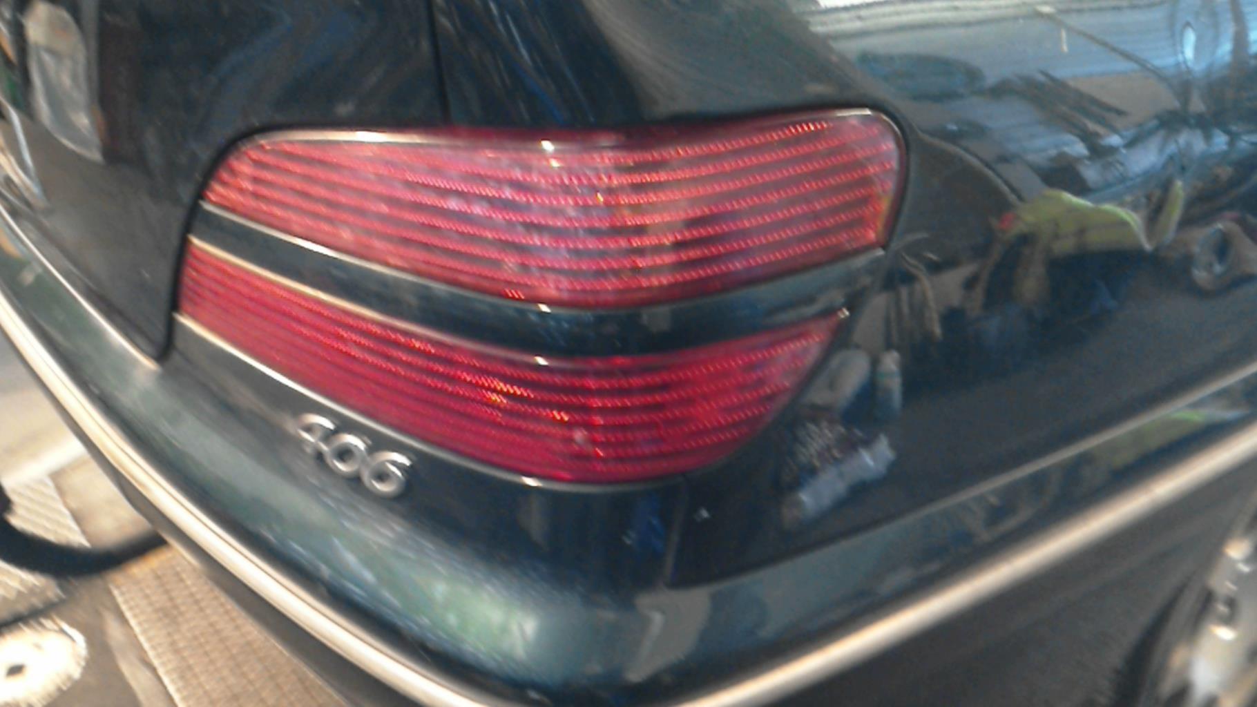 Fanale posteriore principale destro (luci) PEUGEOT 406 PHASE 2 Gasolina - 1