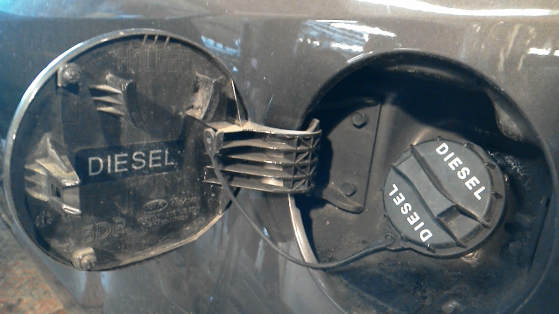 Trappe d'essence KIA RIO 3 PHASE 1 Diesel - 1