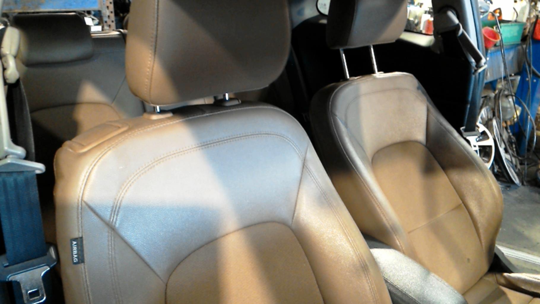 Siege avant droit KIA RIO 3 PHASE 1 Diesel - 1