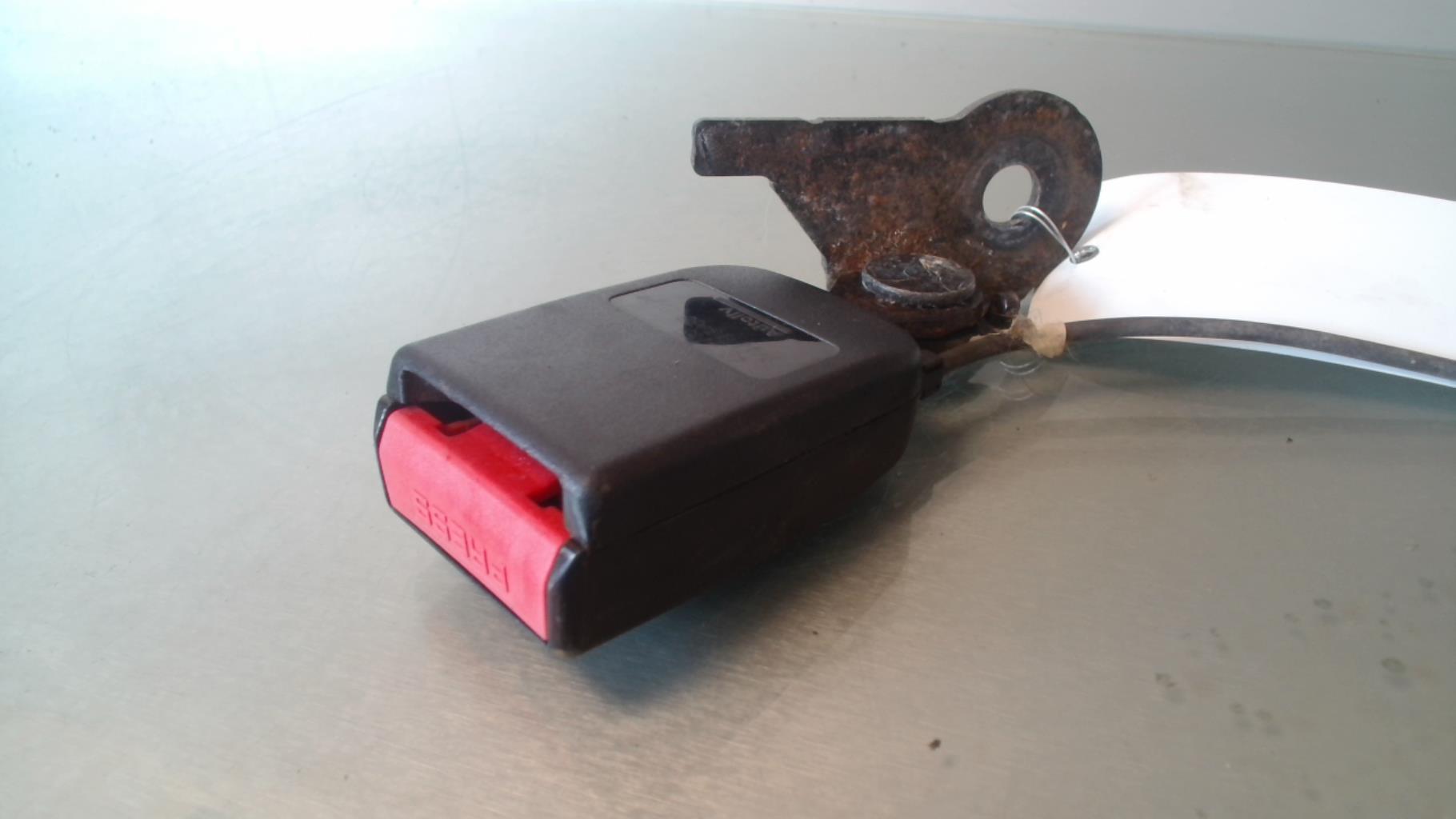 Aggancio cintura sicurezza posteriore destro RENAULT LAGUNA 3 PHASE 2 BREAK Diésel - 1