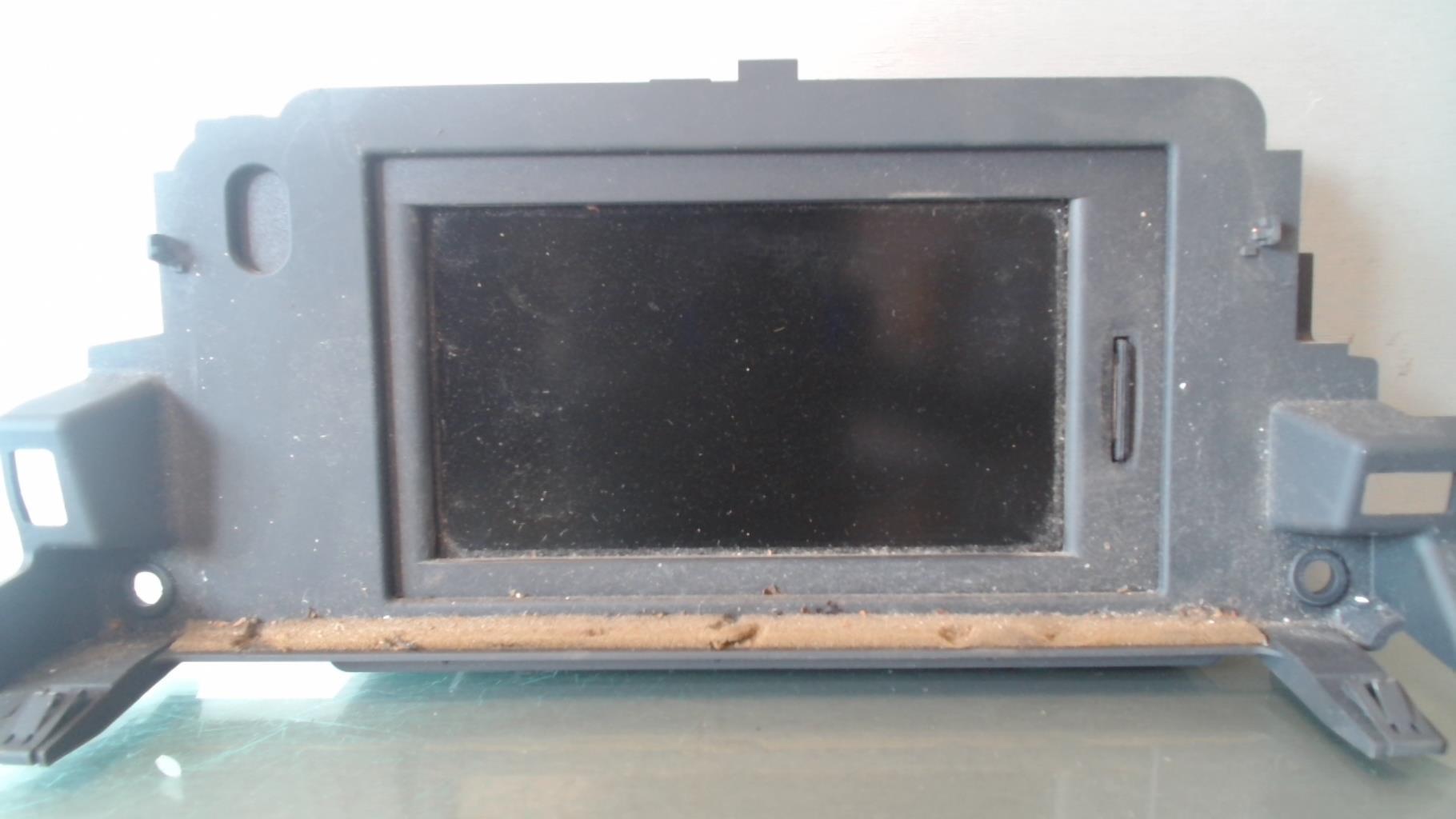 Ecran GPS RENAULT LAGUNA 3 PHASE 2 BREAK Diesel - 1