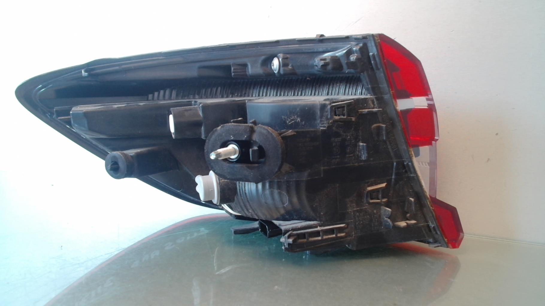 Fanale posteriore principale destro (luci) RENAULT CLIO 5 PHASE 1 Diésel - 1