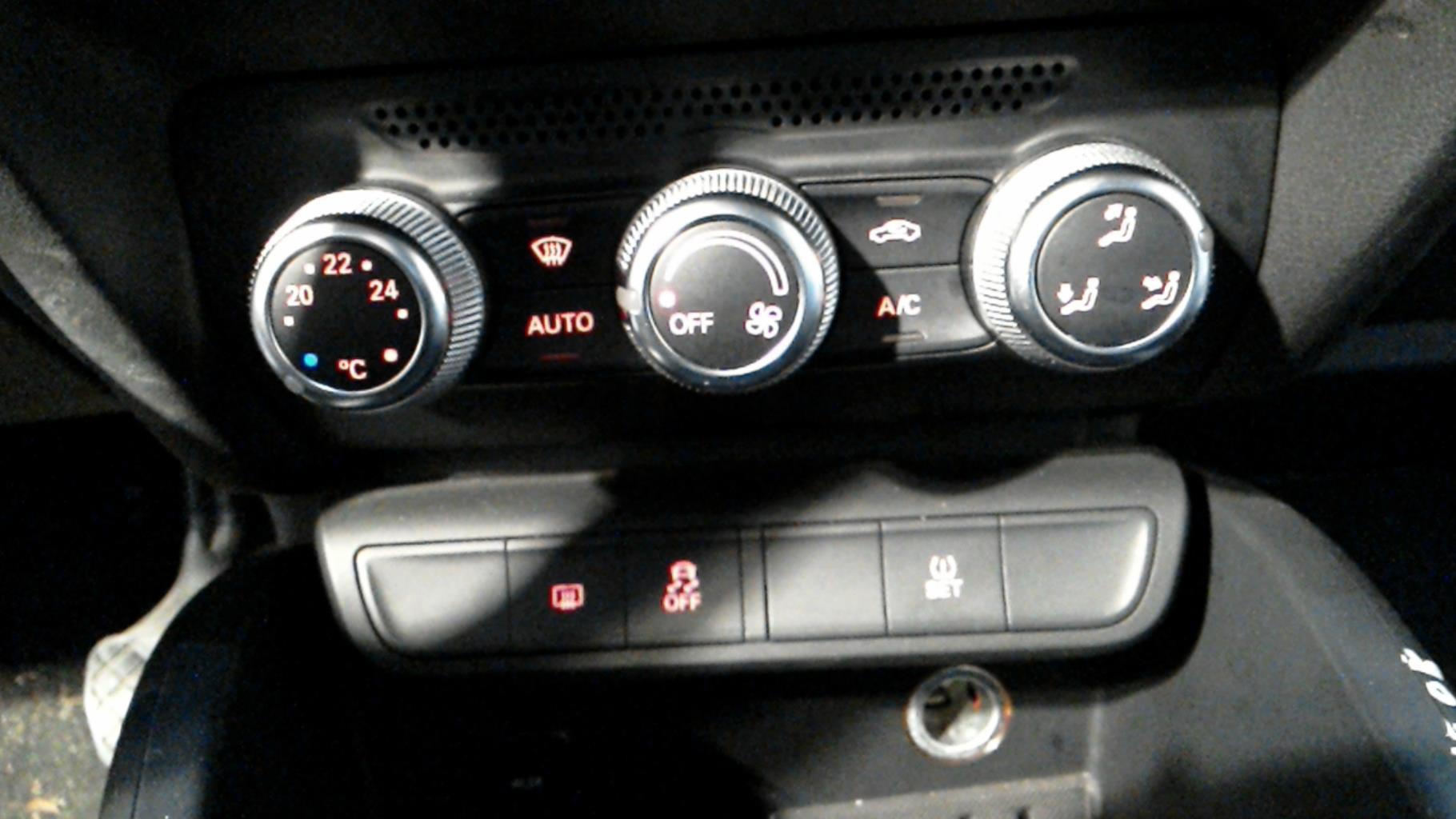 Commande chauffage AUDI A1 1 PHASE 1 Diesel - 1
