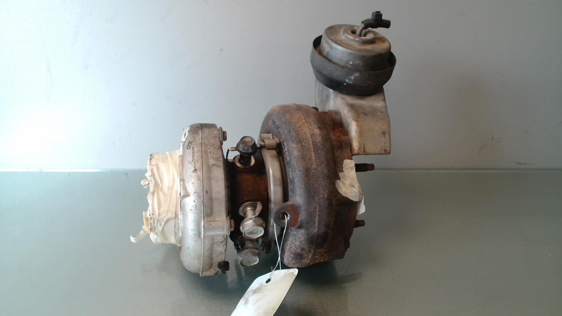 Turbo TOYOTA RAV4 3 PHASE 1 Diésel - 1