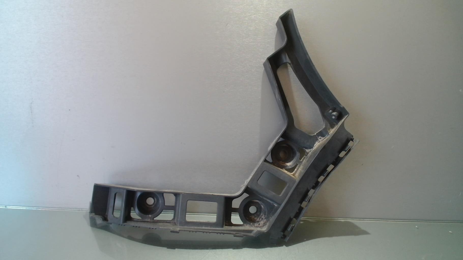 Support de pare chocs arriere VOLKSWAGEN GOLF 6 Diesel - 1