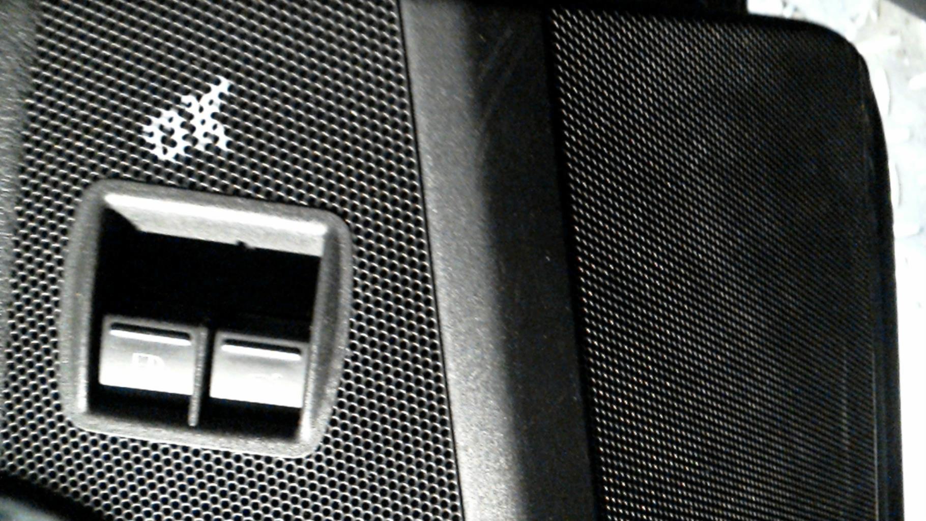 Pulsante/interruttore VOLKSWAGEN PASSAT 6 Diésel - 1