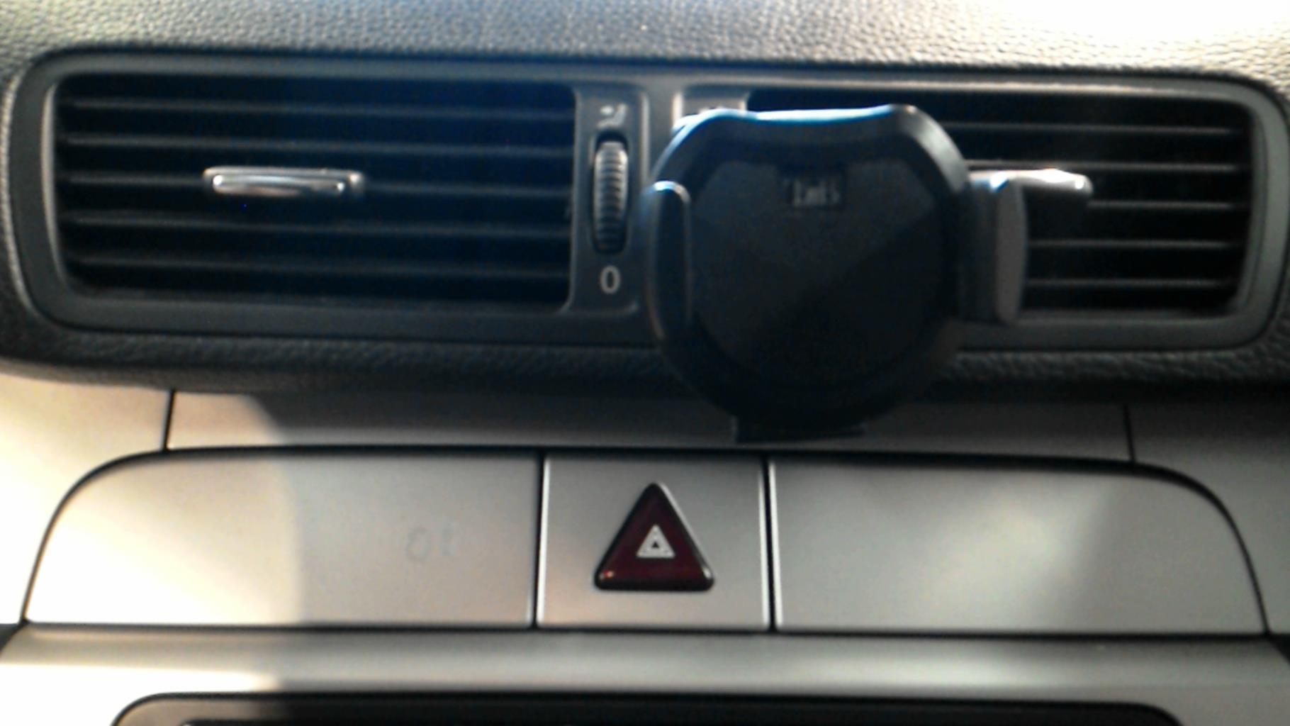 Bouton de warning VOLKSWAGEN PASSAT 6 Diesel - 1